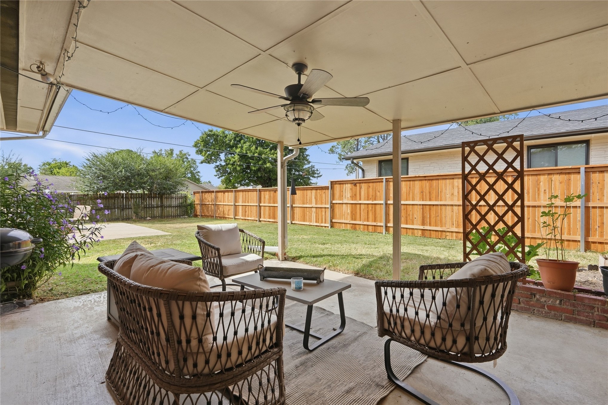 5732 E 25th Place Tulsa OK 74114