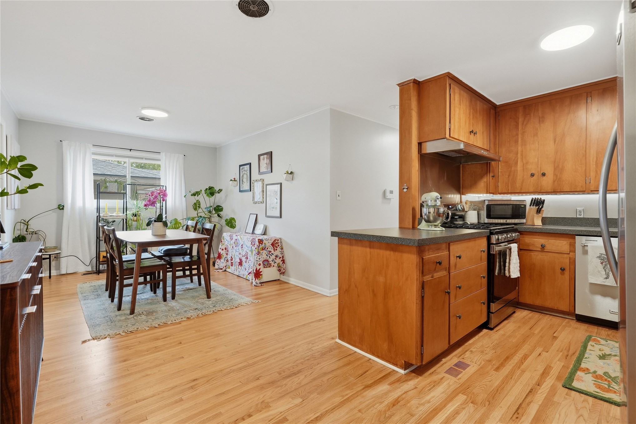 5732 E 25th Place Tulsa OK 74114