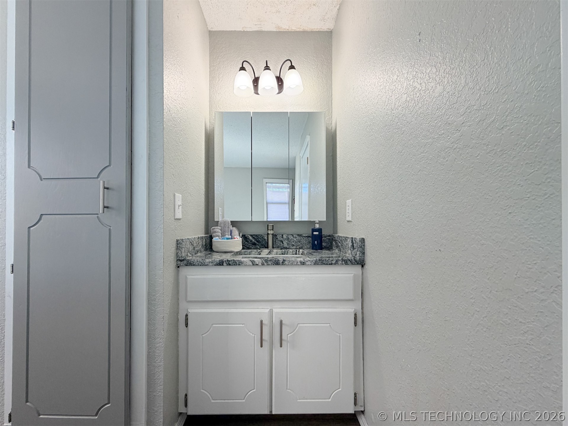 34245 S 527 Road Cookson OK 74427