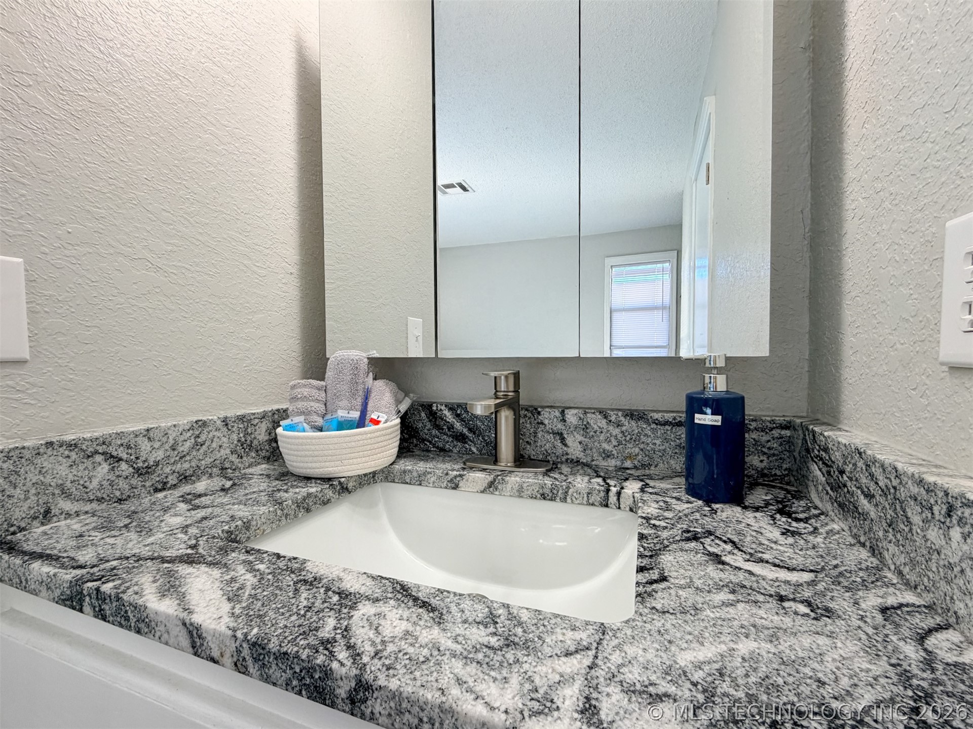34245 S 527 Road Cookson OK 74427