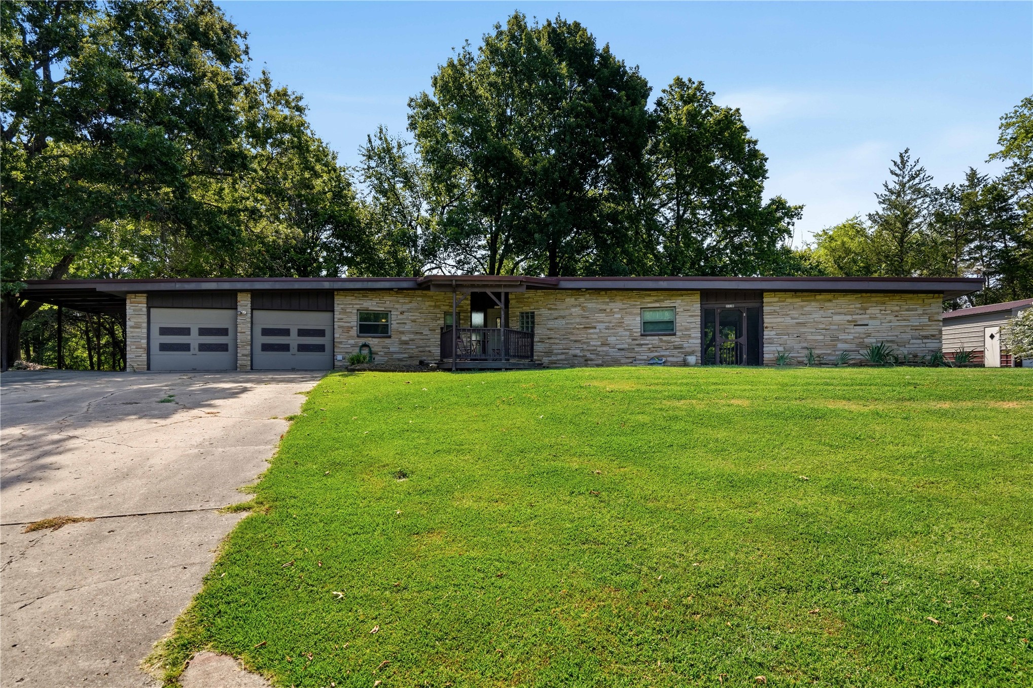 1513 Bowden Fort Gibson OK 74434