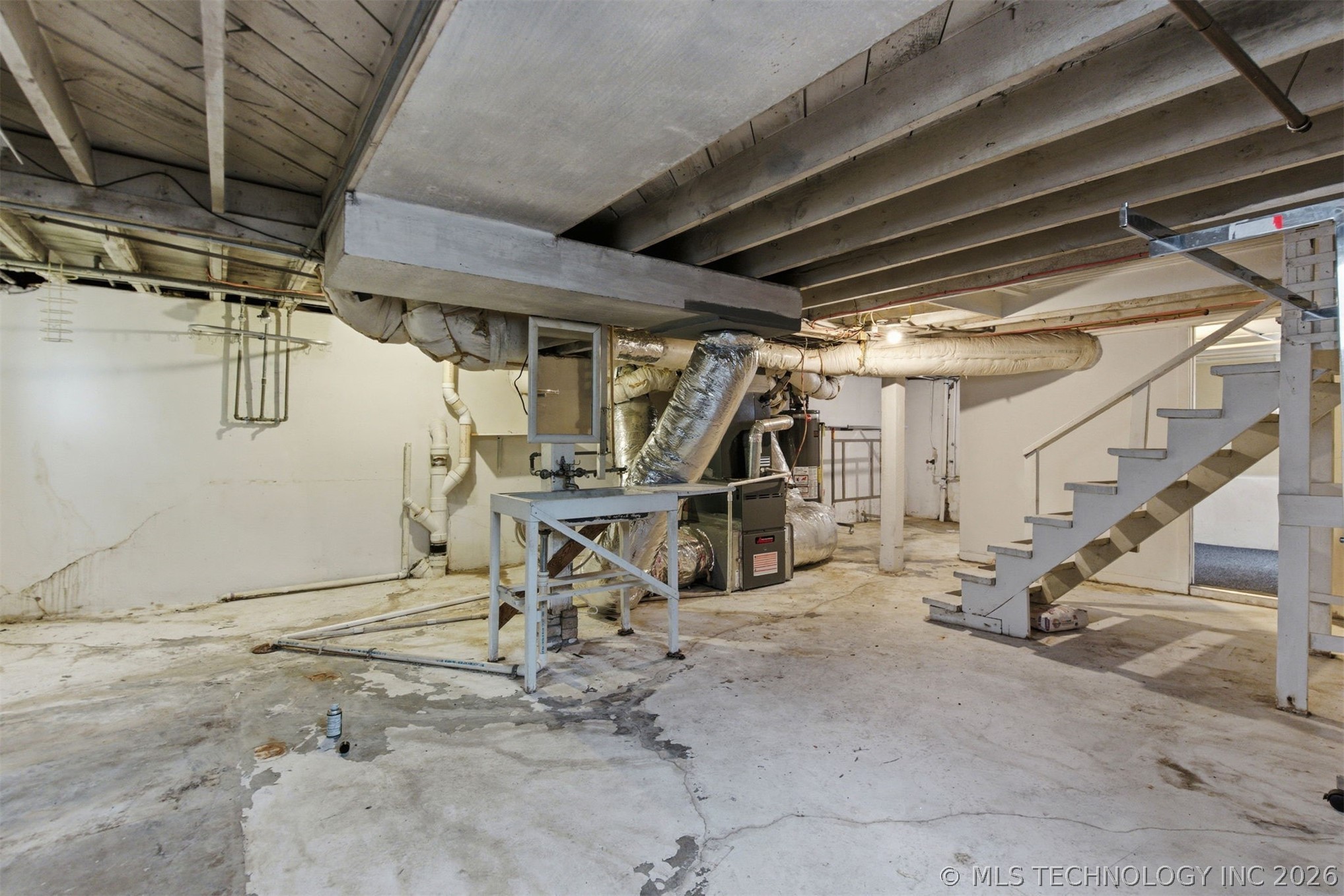 1855 16th Place Tulsa OK 74104