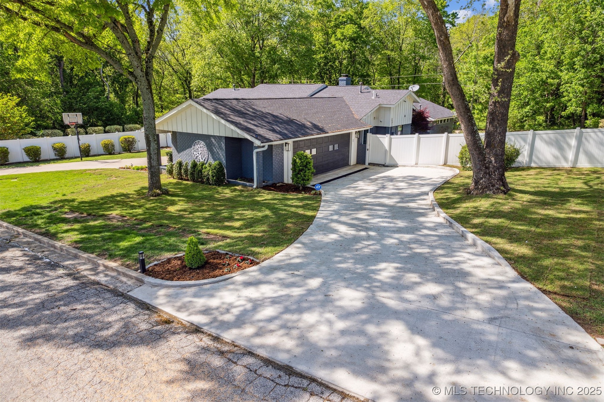 3220 Lakewood Drive Ada OK 74820