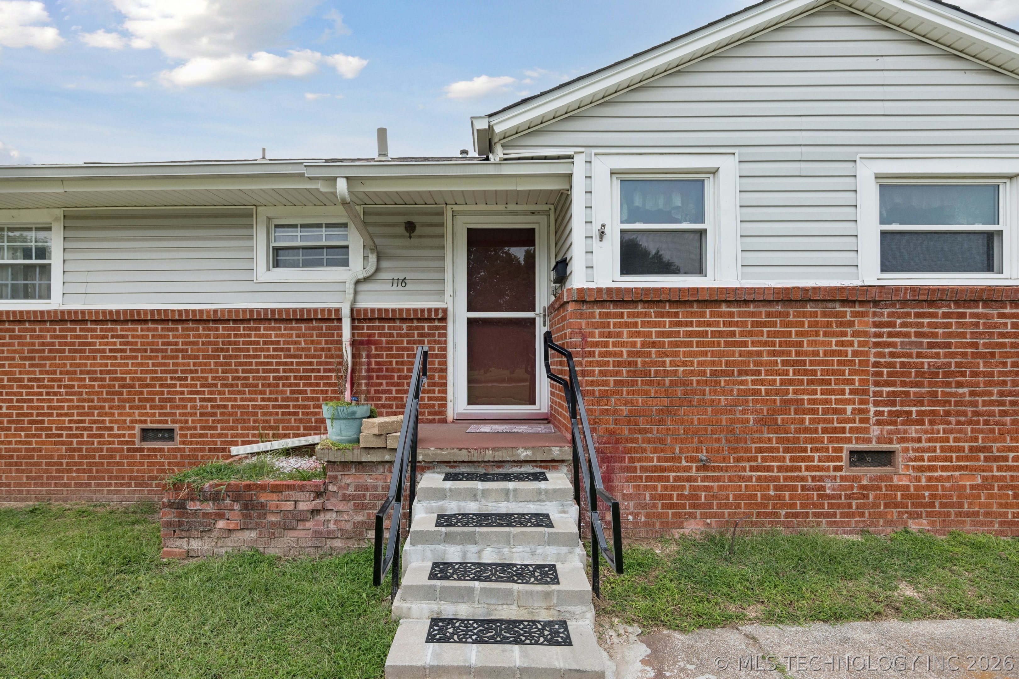 116 N 43rd Westavenue Tulsa OK 74127