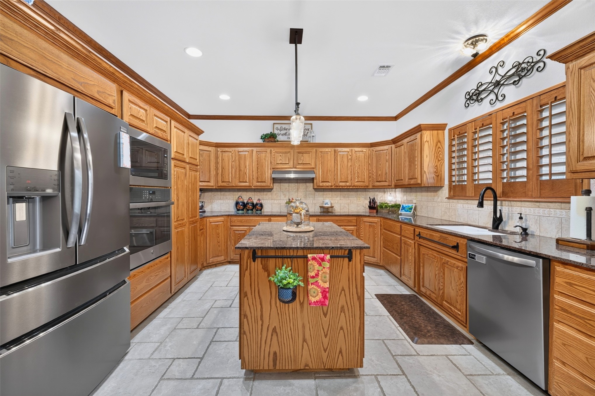 2817 Roanoke Ridge Road Bartlesville OK 74006