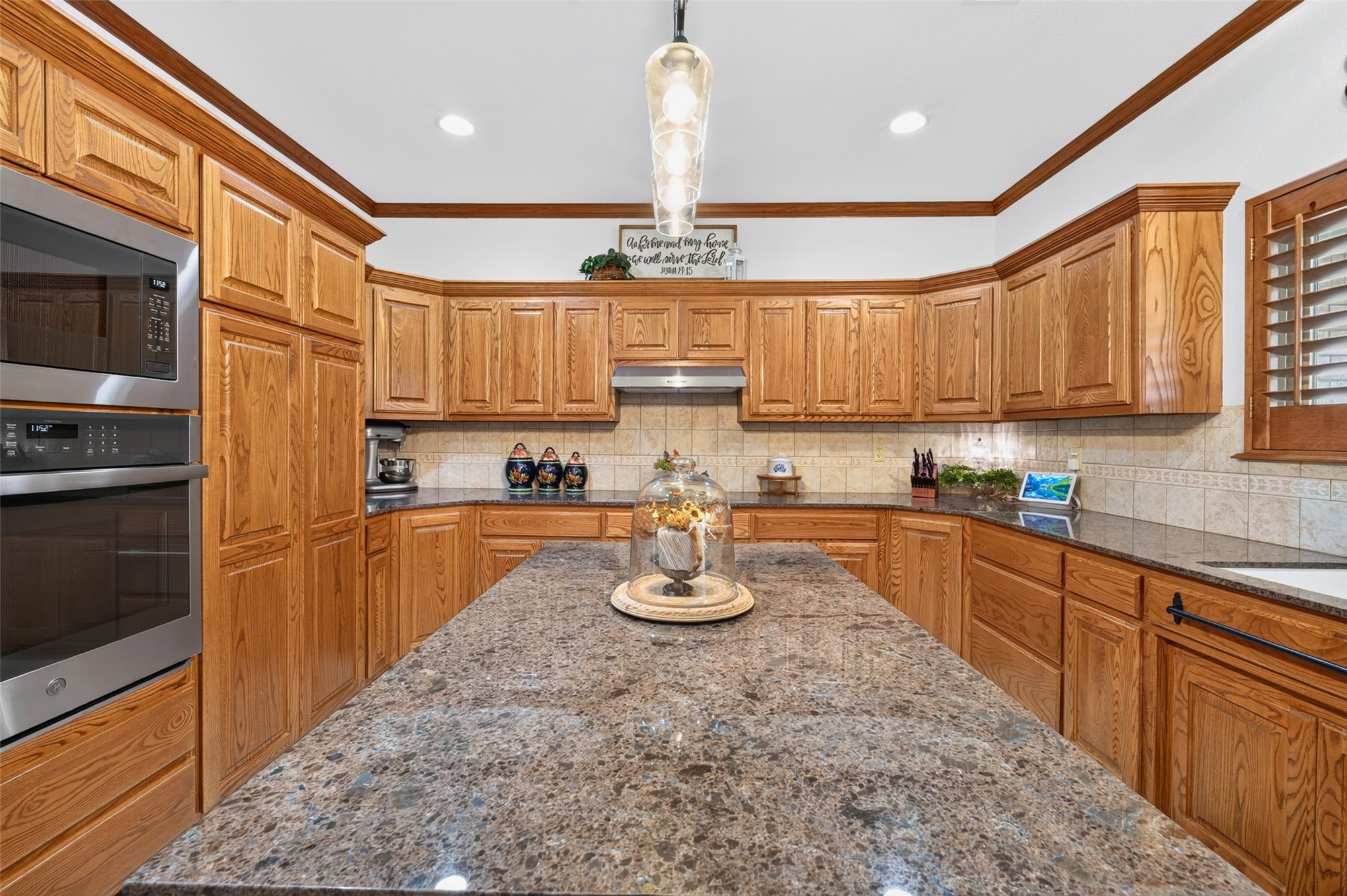 2817 Roanoke Ridge Road Bartlesville OK 74006