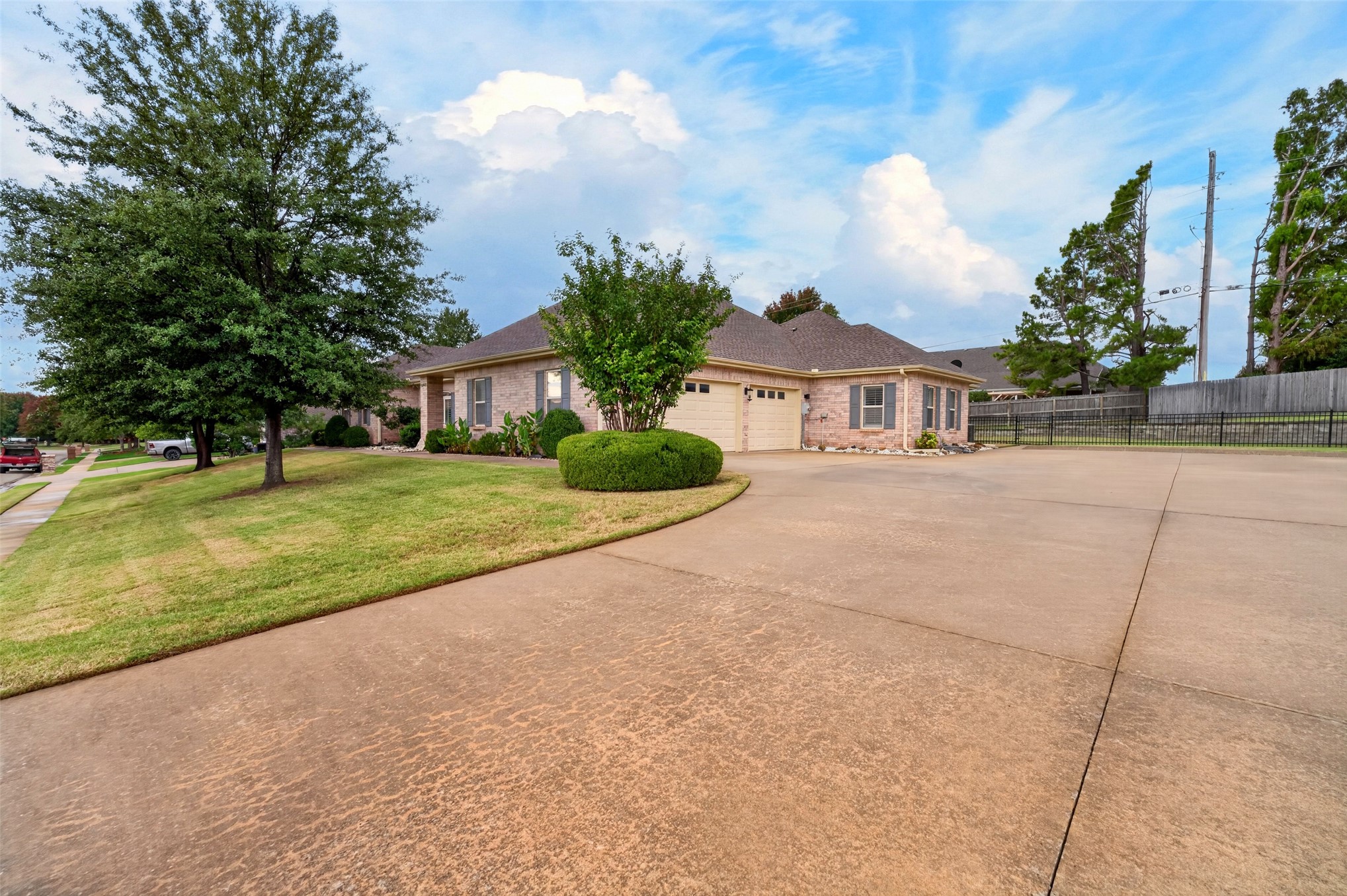 2817 Roanoke Ridge Road Bartlesville OK 74006