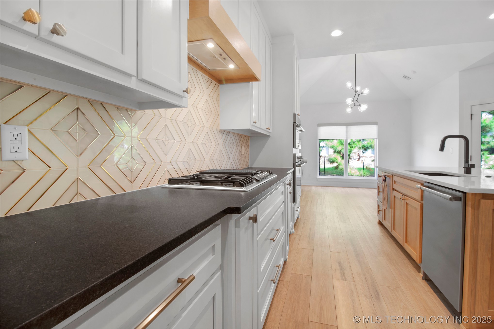 1105 W 86th Street Tulsa OK 74132