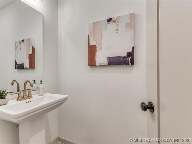 1601 N 71st Street Broken Arrow OK 74014