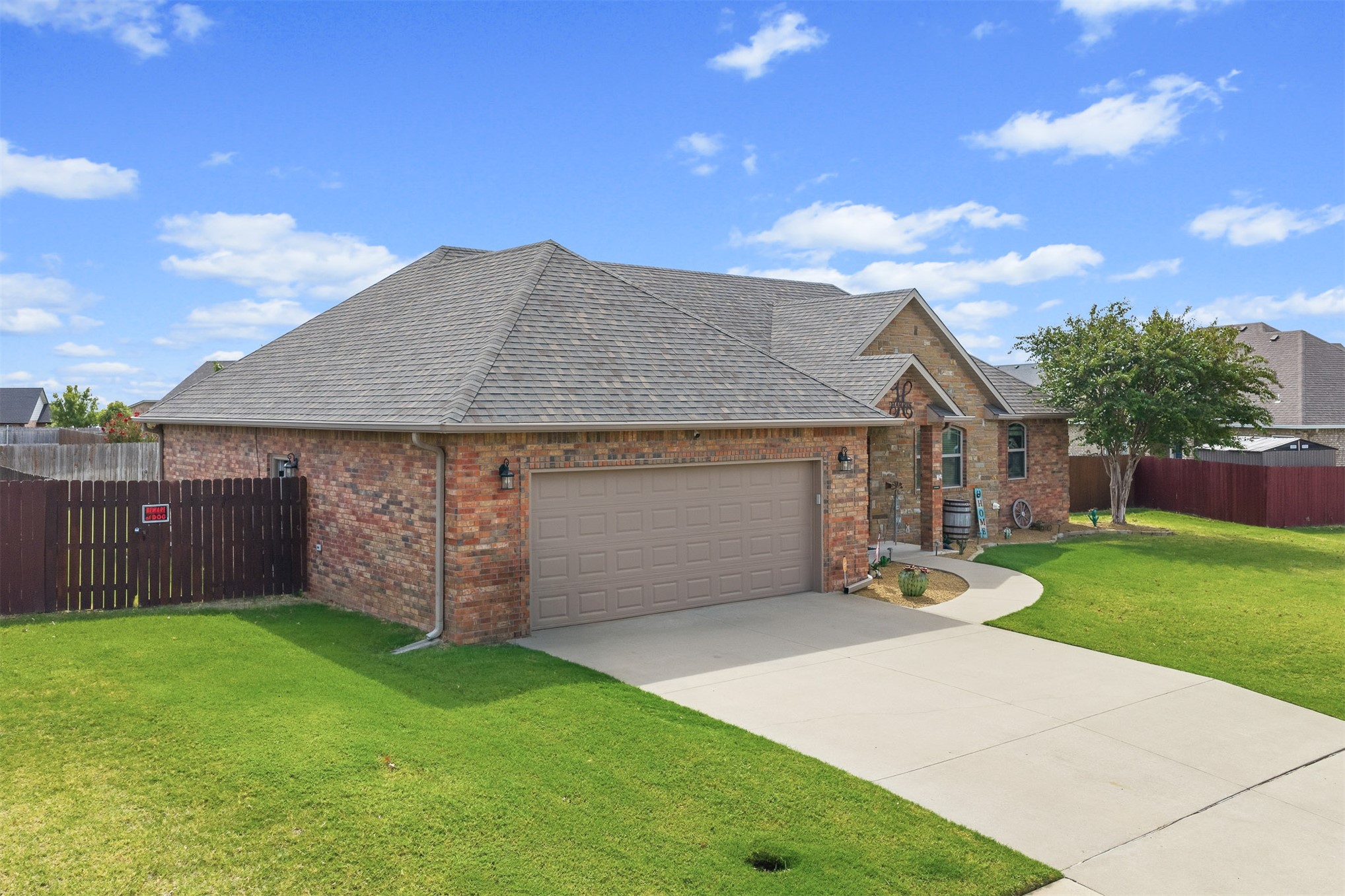 1706 Lisa Lane Ardmore OK 73401