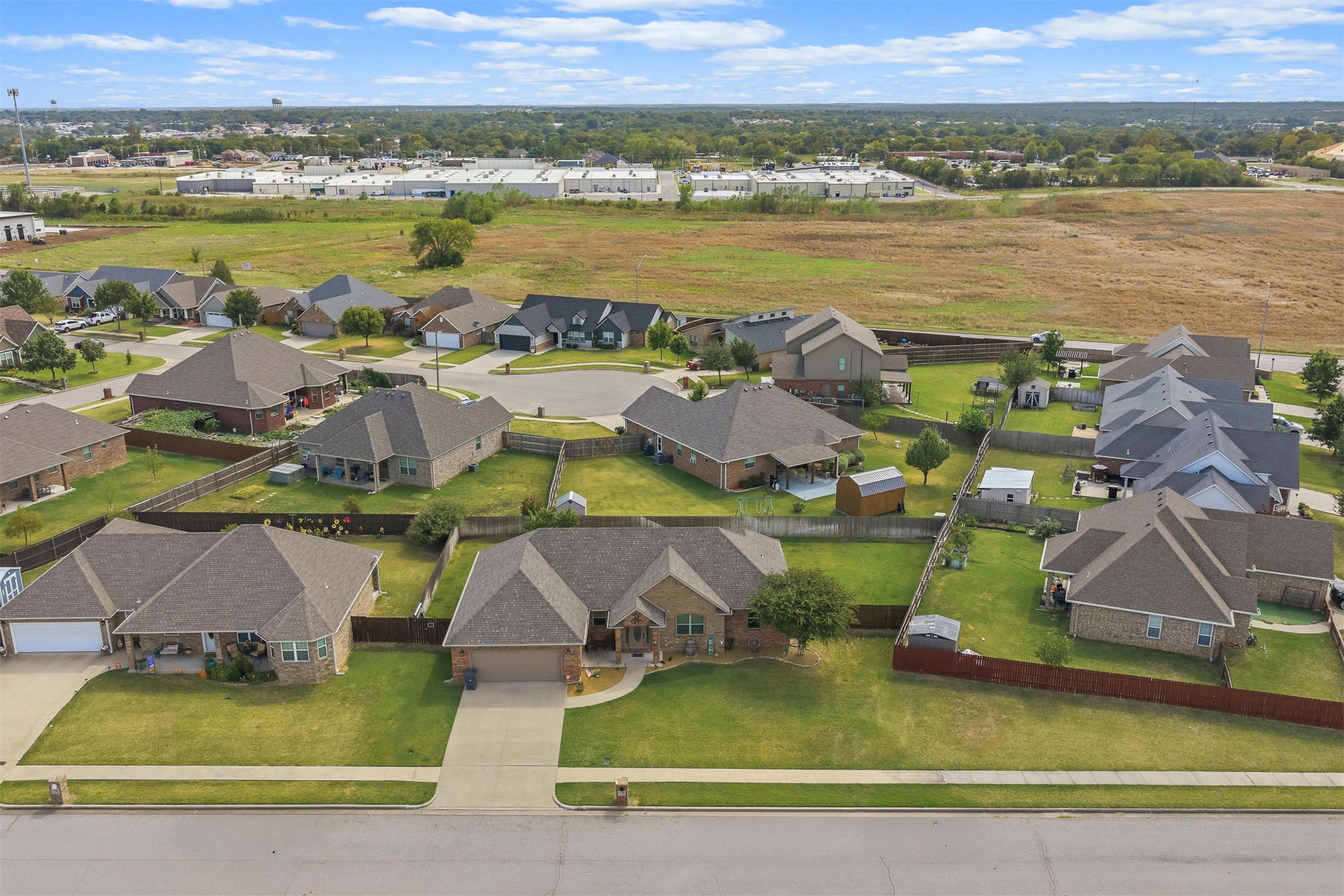 1706 Lisa Lane Ardmore OK 73401