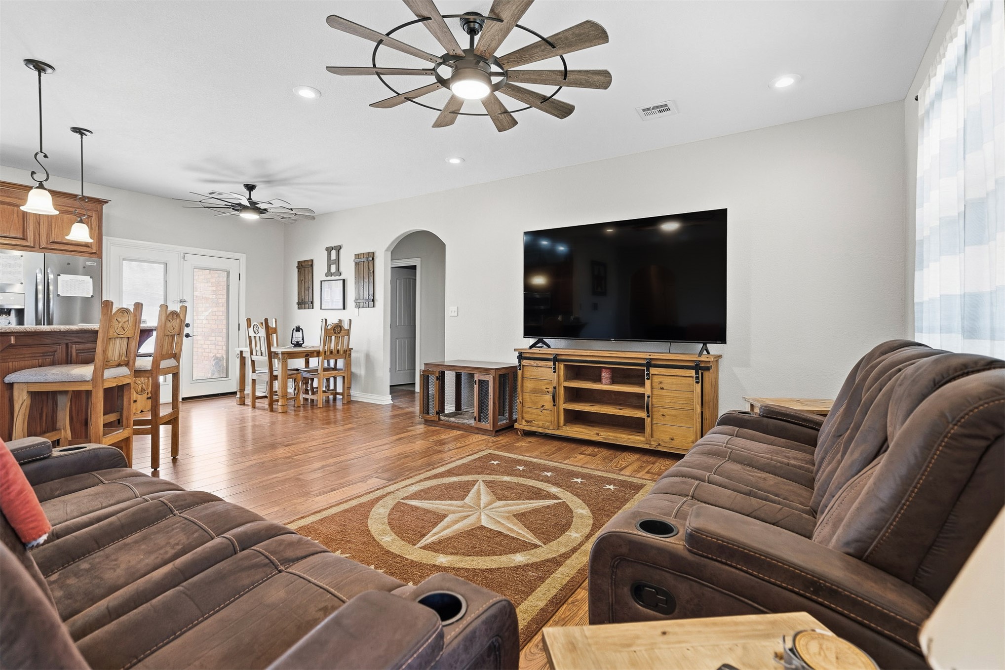 1706 Lisa Lane Ardmore OK 73401