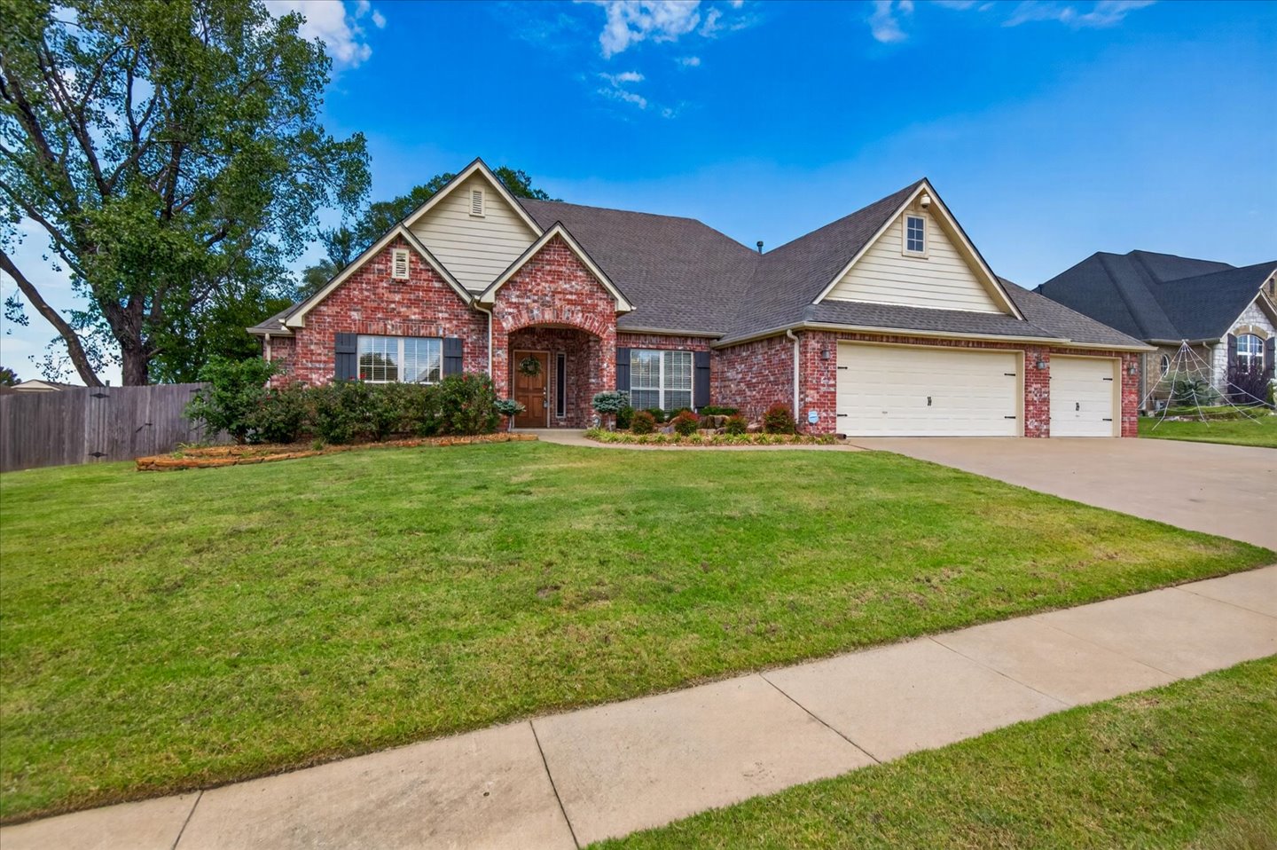 5800 Tower Court Bartlesville OK 74006