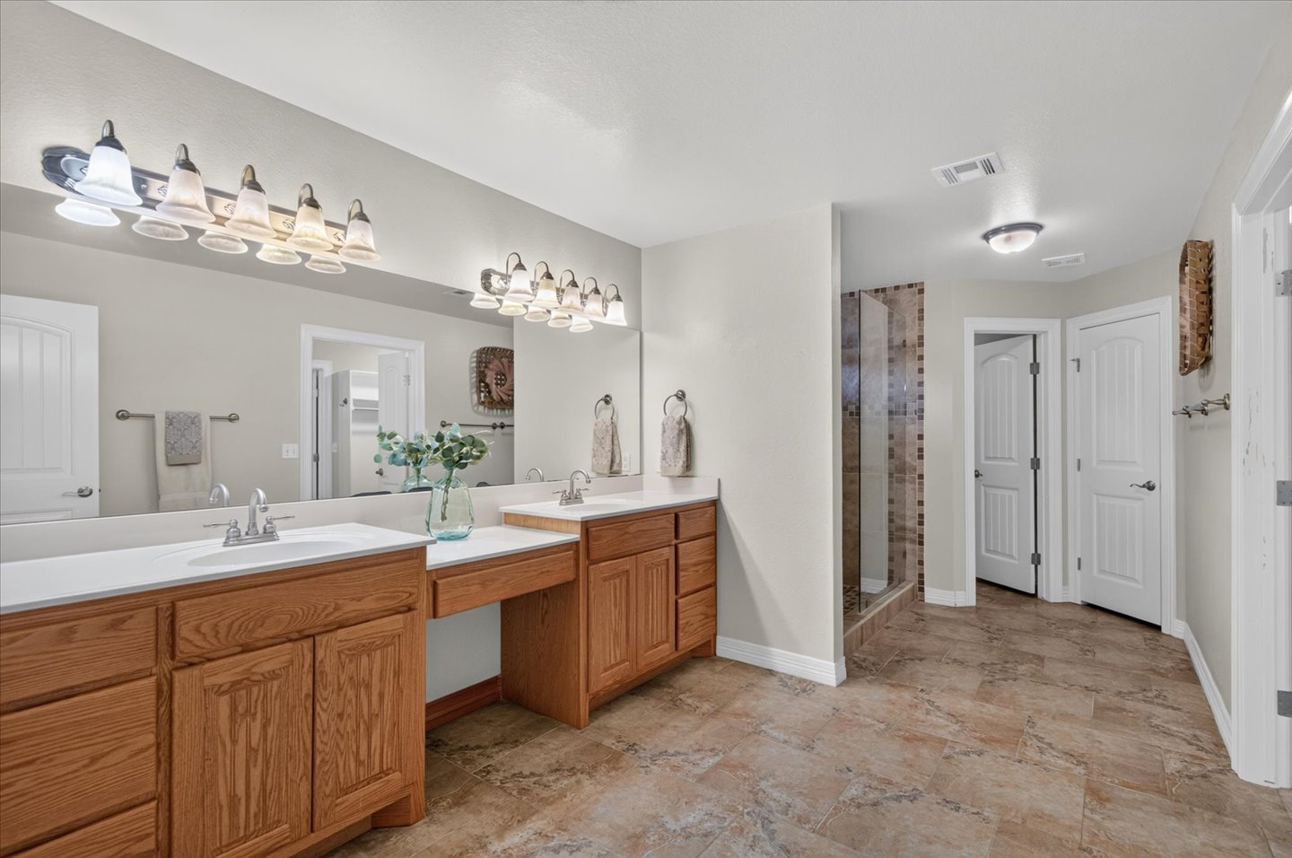 5800 Tower Court Bartlesville OK 74006