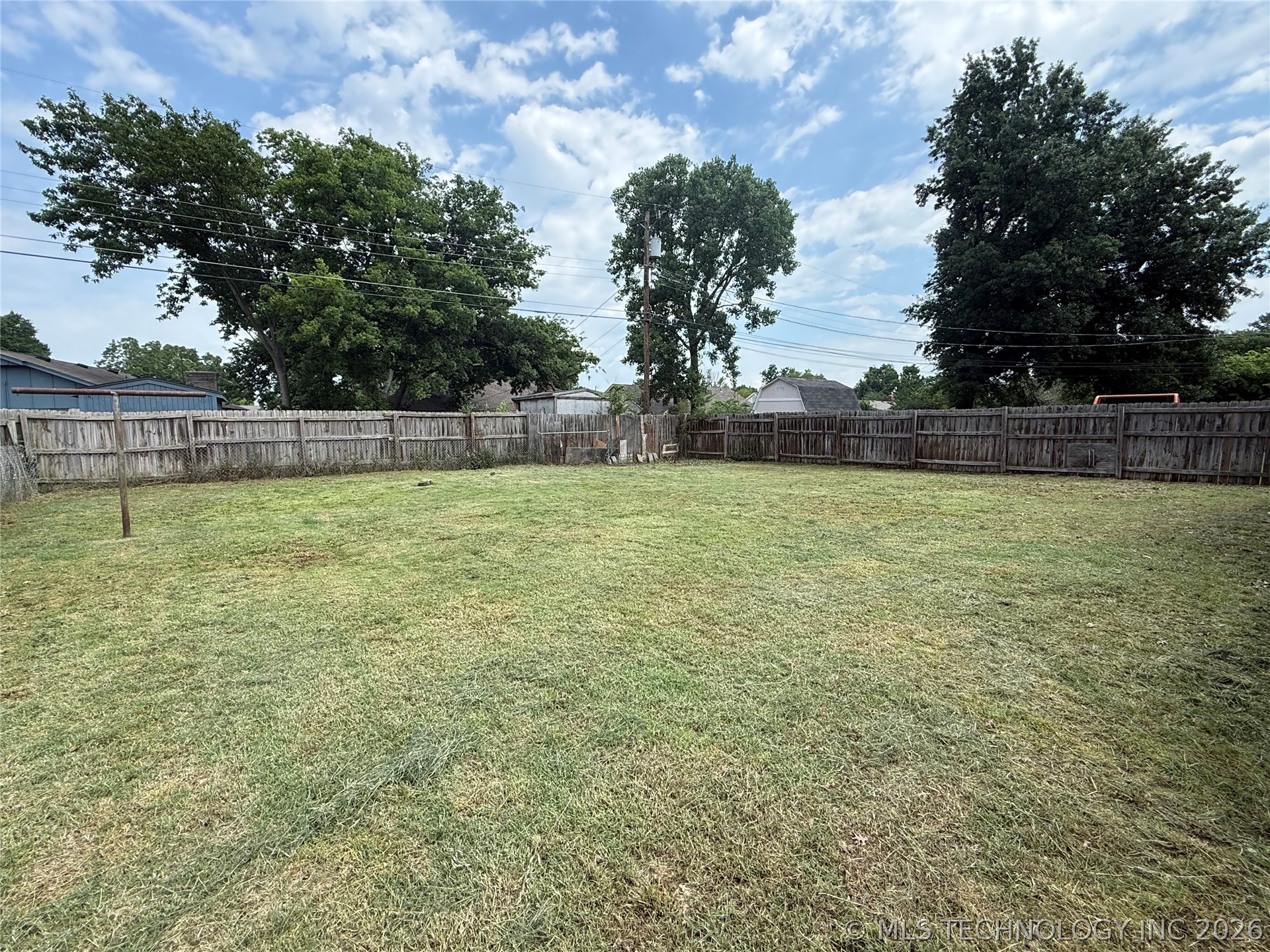 8909 E 33rd Place Tulsa OK 74145