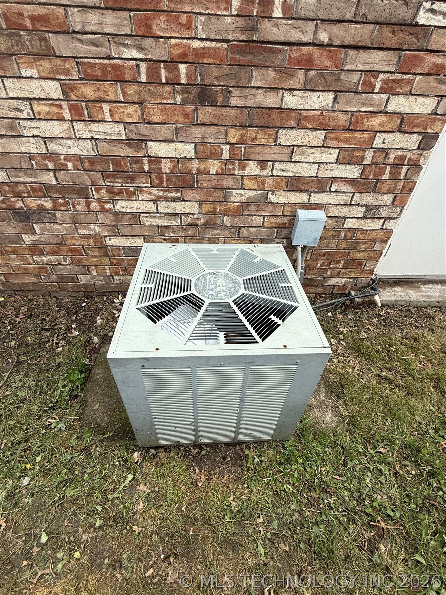 8909 E 33rd Place Tulsa OK 74145