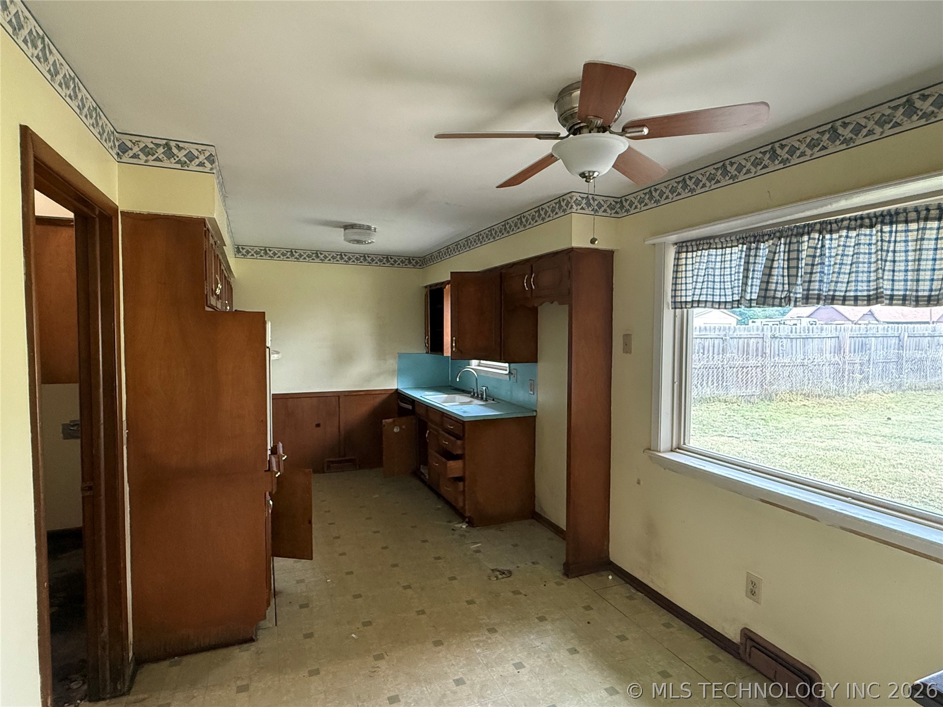 8909 E 33rd Place Tulsa OK 74145