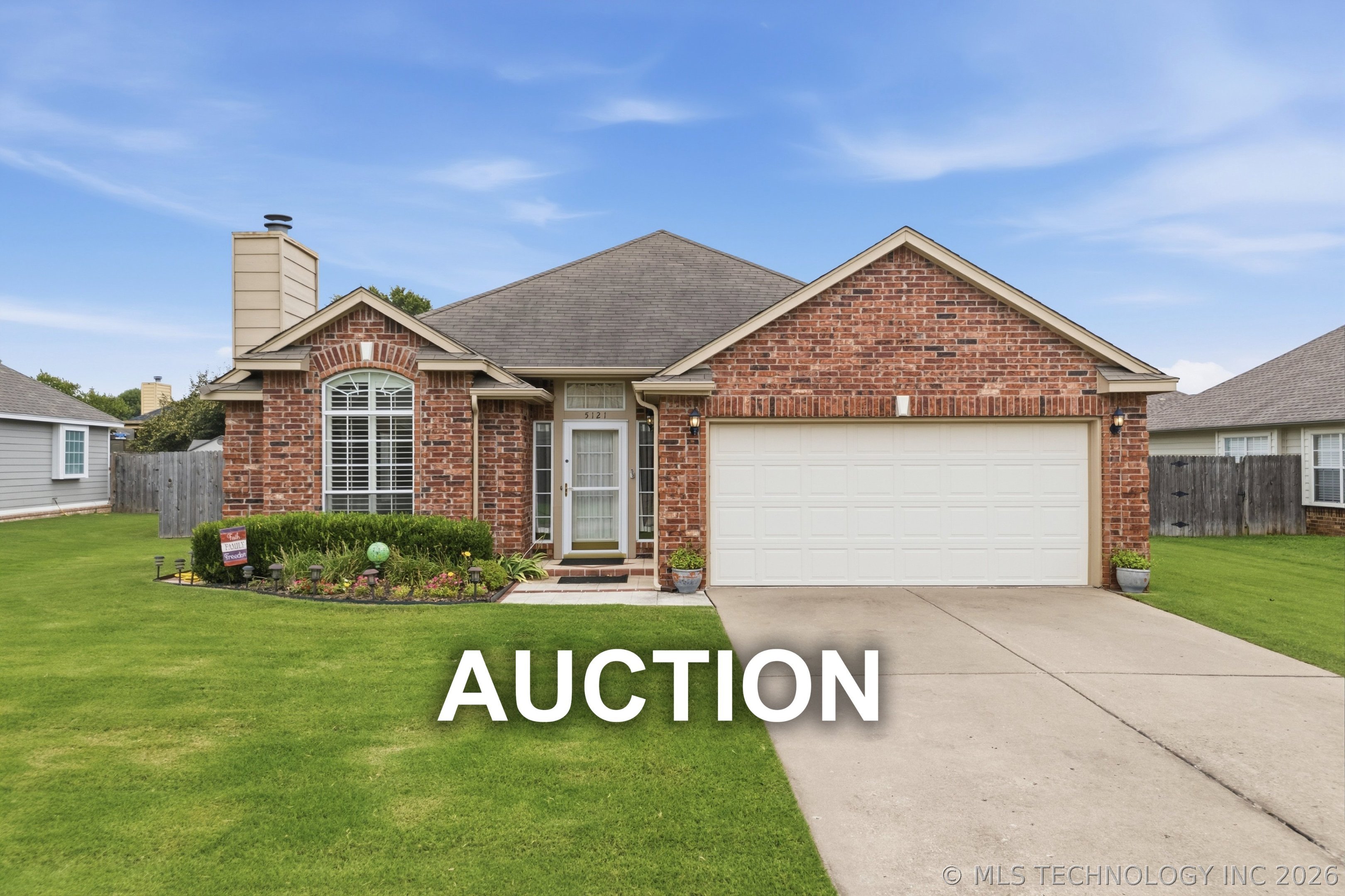 5121 S Oak Avenue Broken Arrow OK 74011