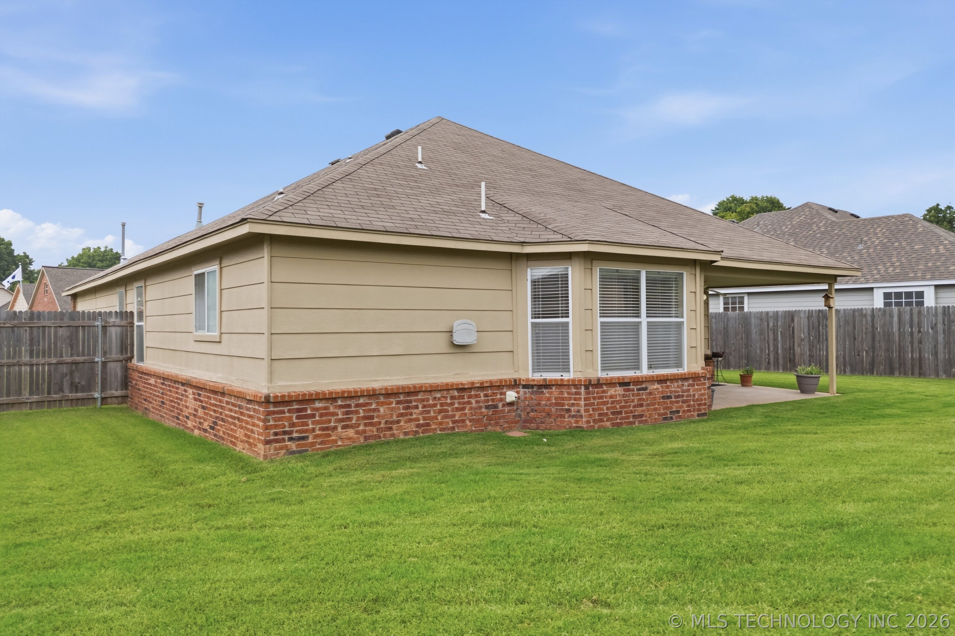 5121 S Oak Avenue Broken Arrow OK 74011