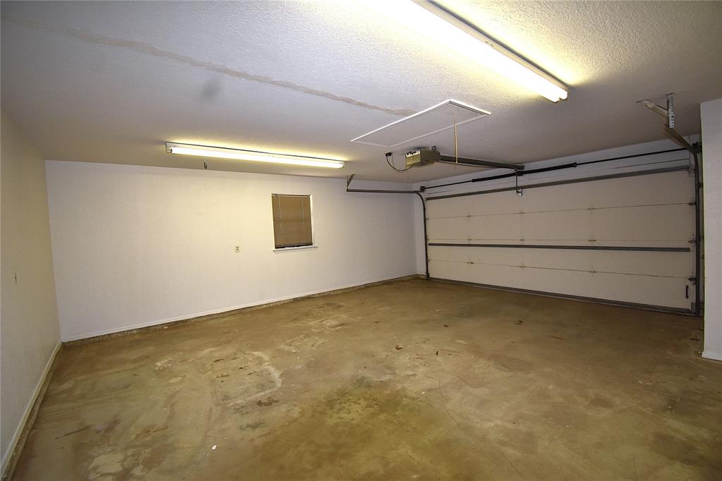 2449 Whispering Oak Drive Seminole OK 74868
