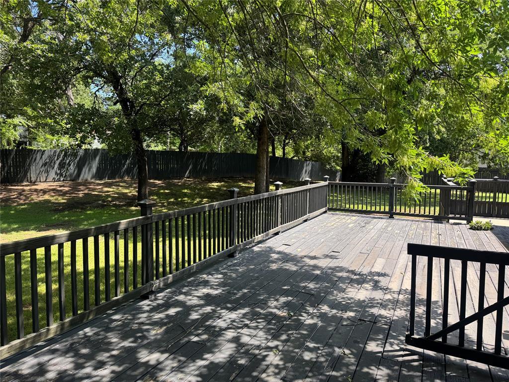 2449 Whispering Oak Drive Seminole OK 74868