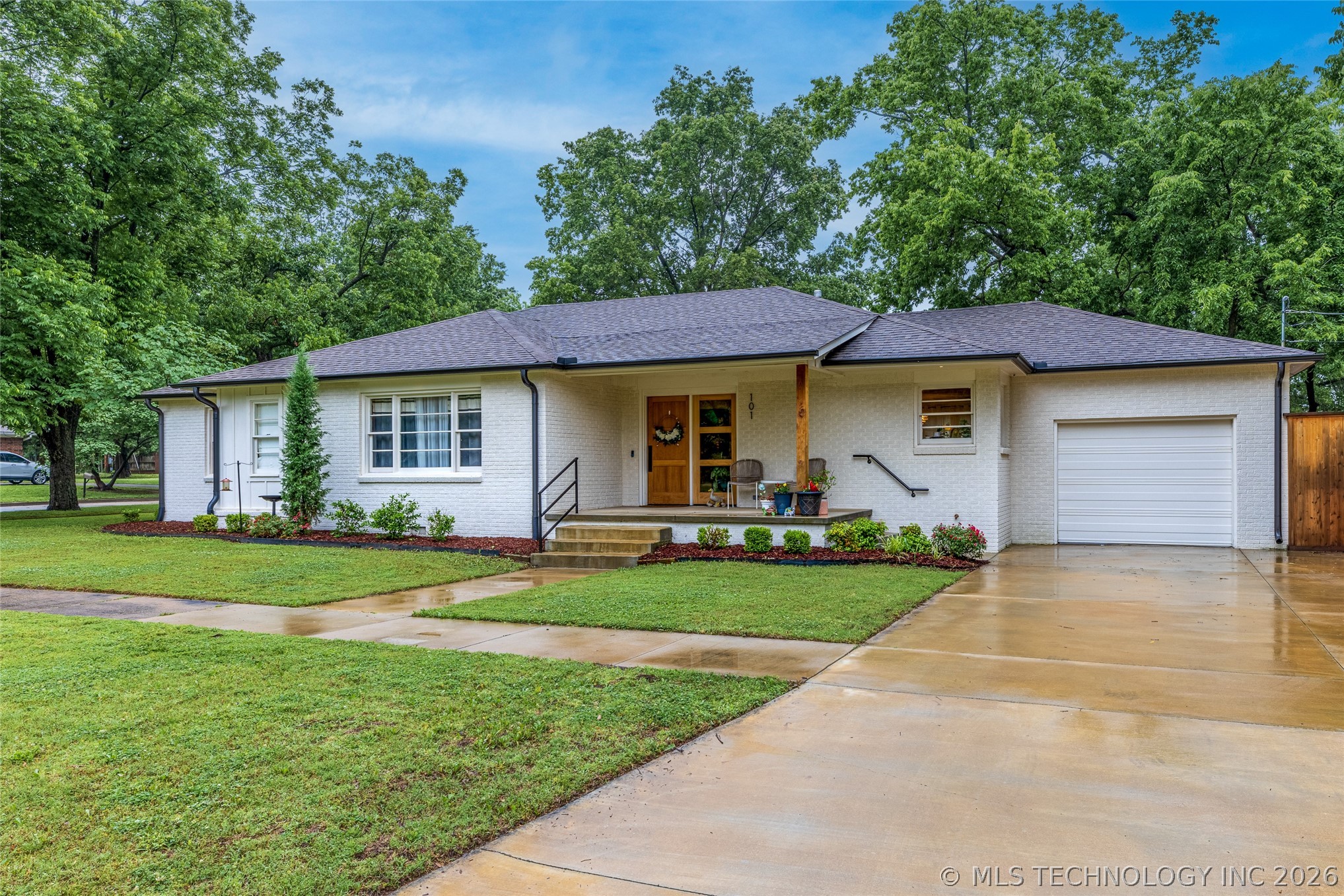 101 W 6th Street Claremore OK 74017