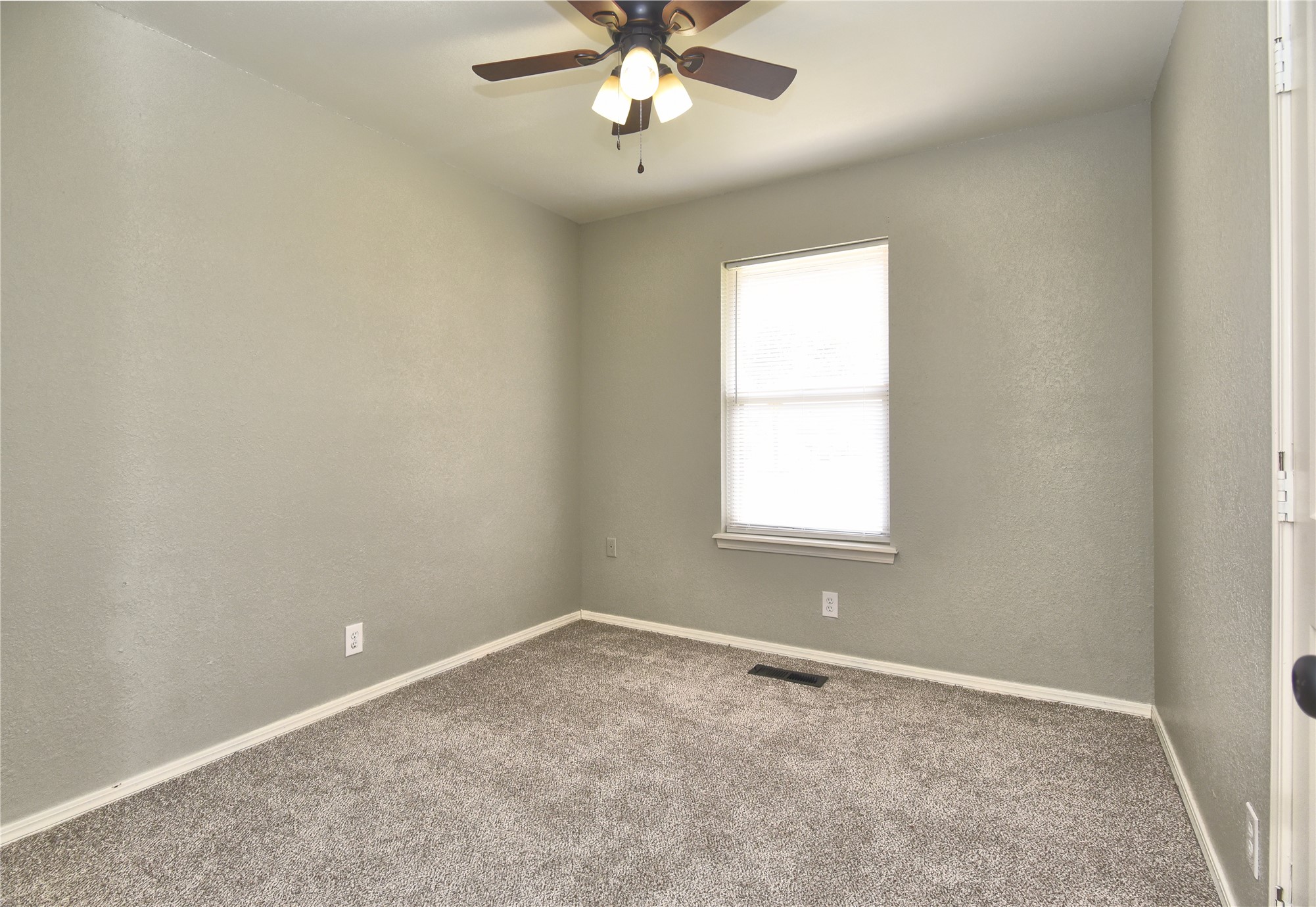 1418 S 122nd East Eastavenue Tulsa OK 74128