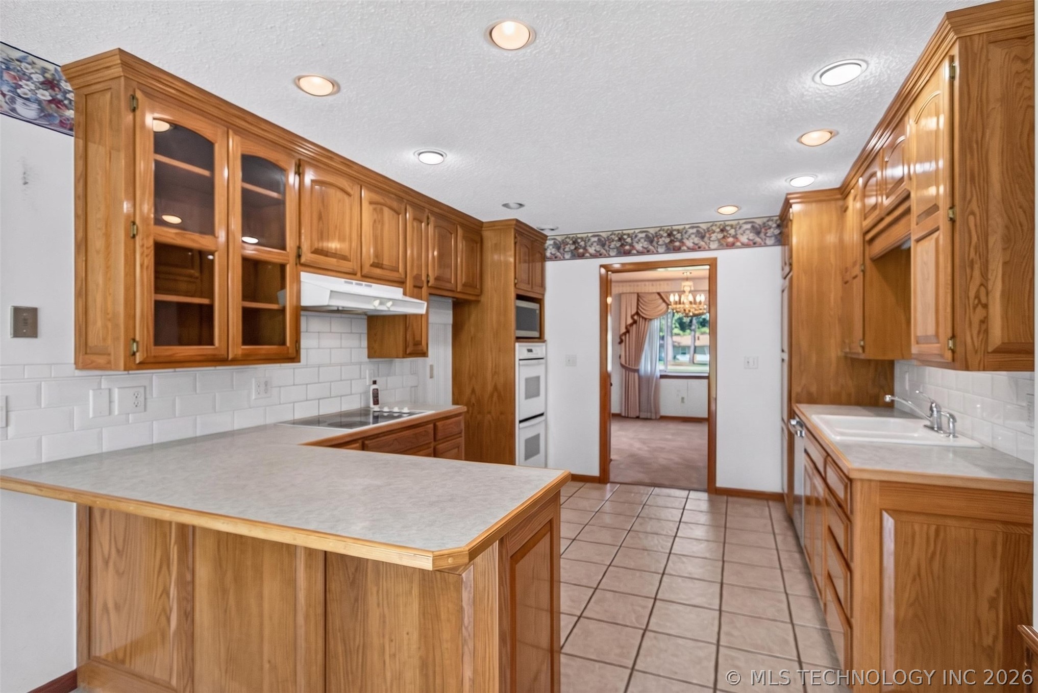 1102 N Delaware Street Chouteau OK 74337