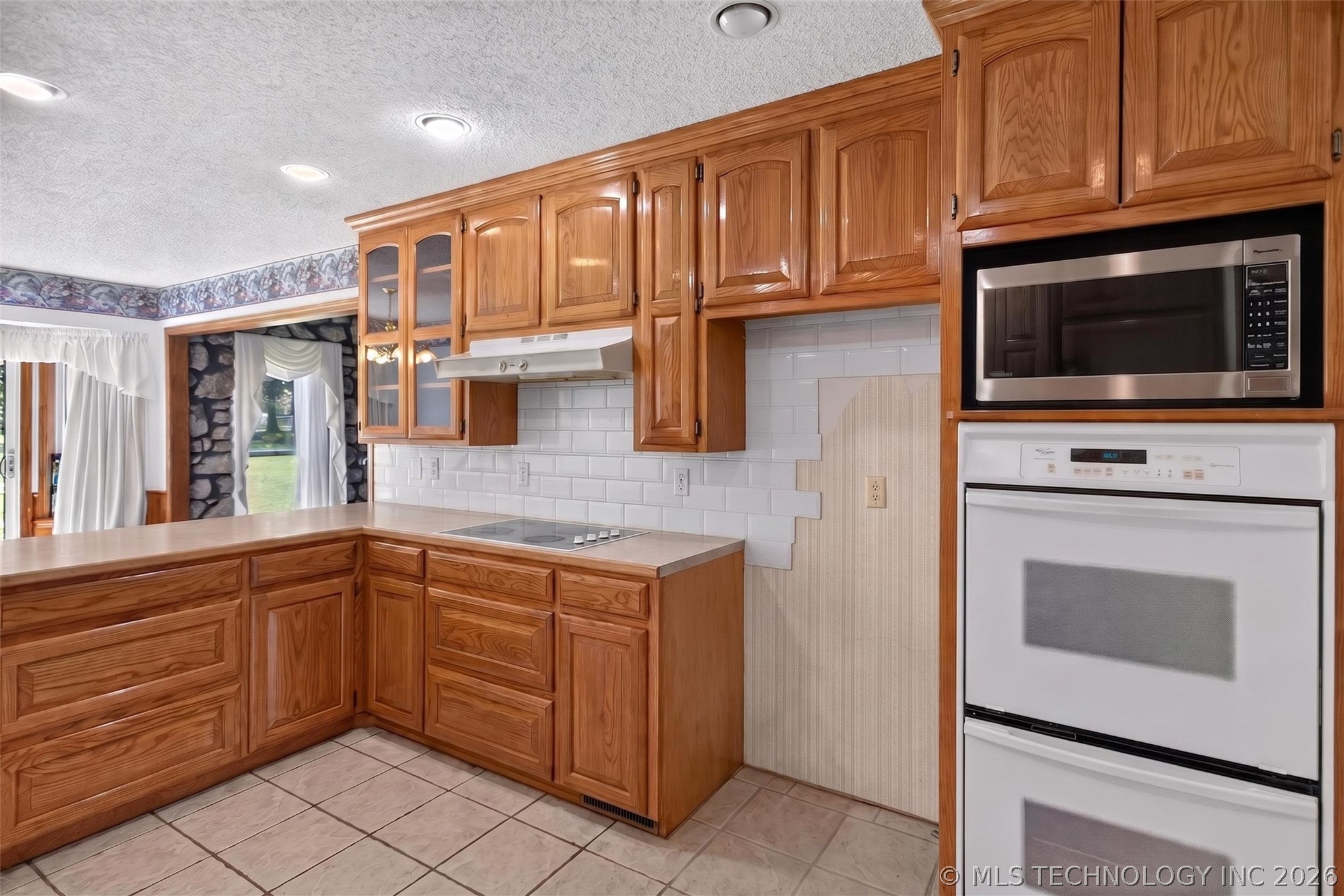 1102 N Delaware Street Chouteau OK 74337
