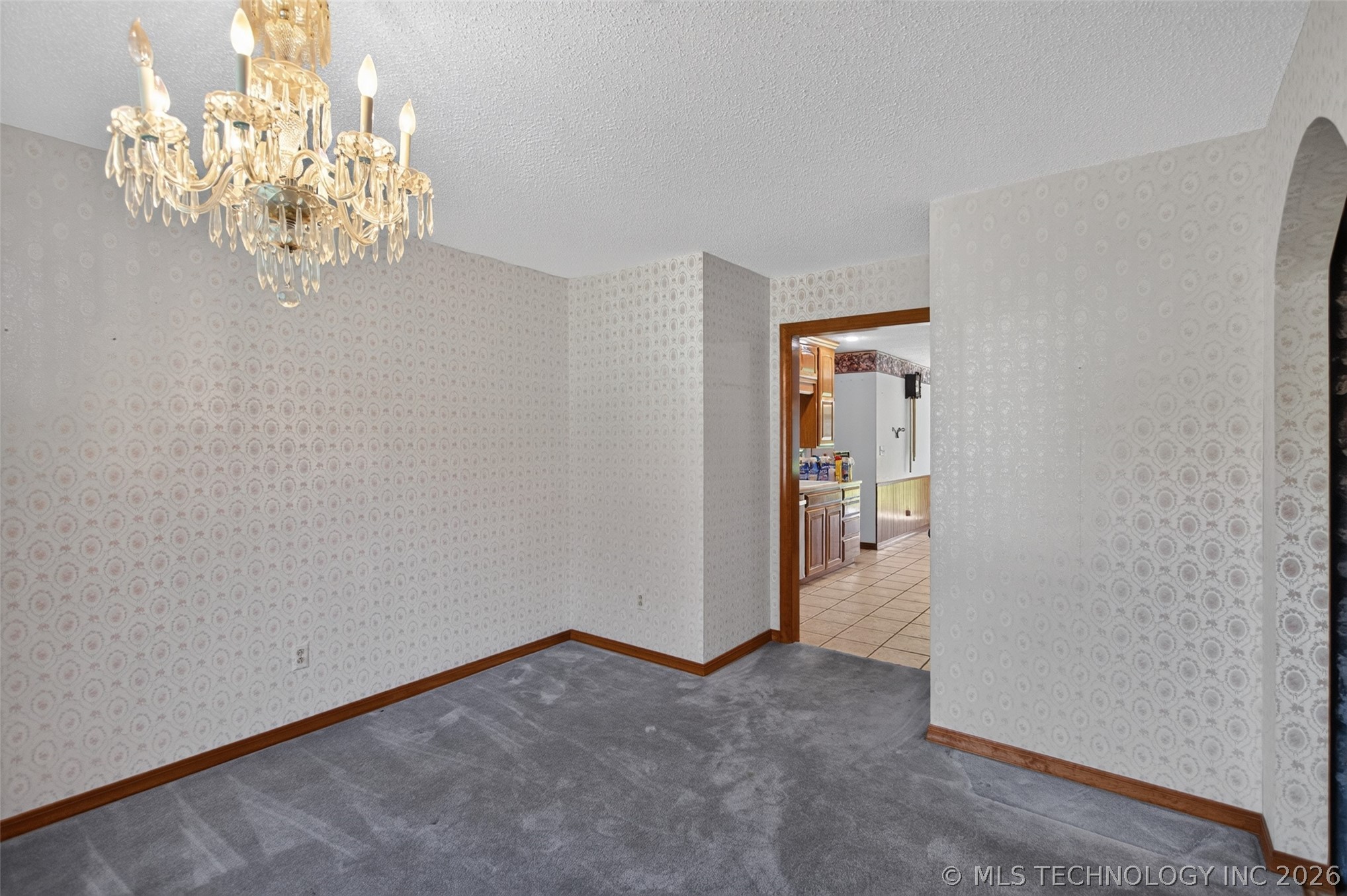 1102 N Delaware Street Chouteau OK 74337