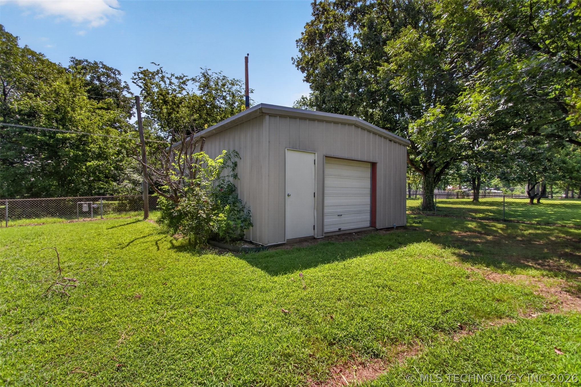 1102 N Delaware Street Chouteau OK 74337