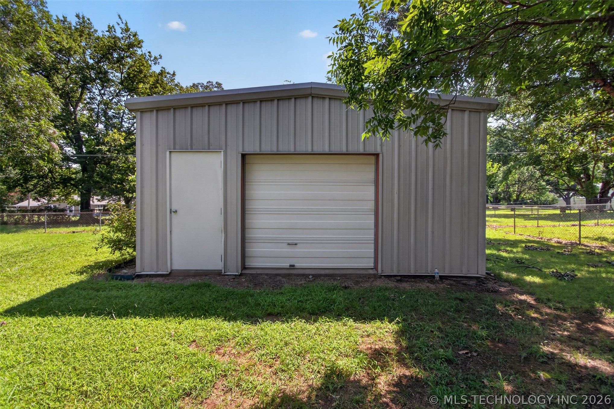 1102 N Delaware Street Chouteau OK 74337