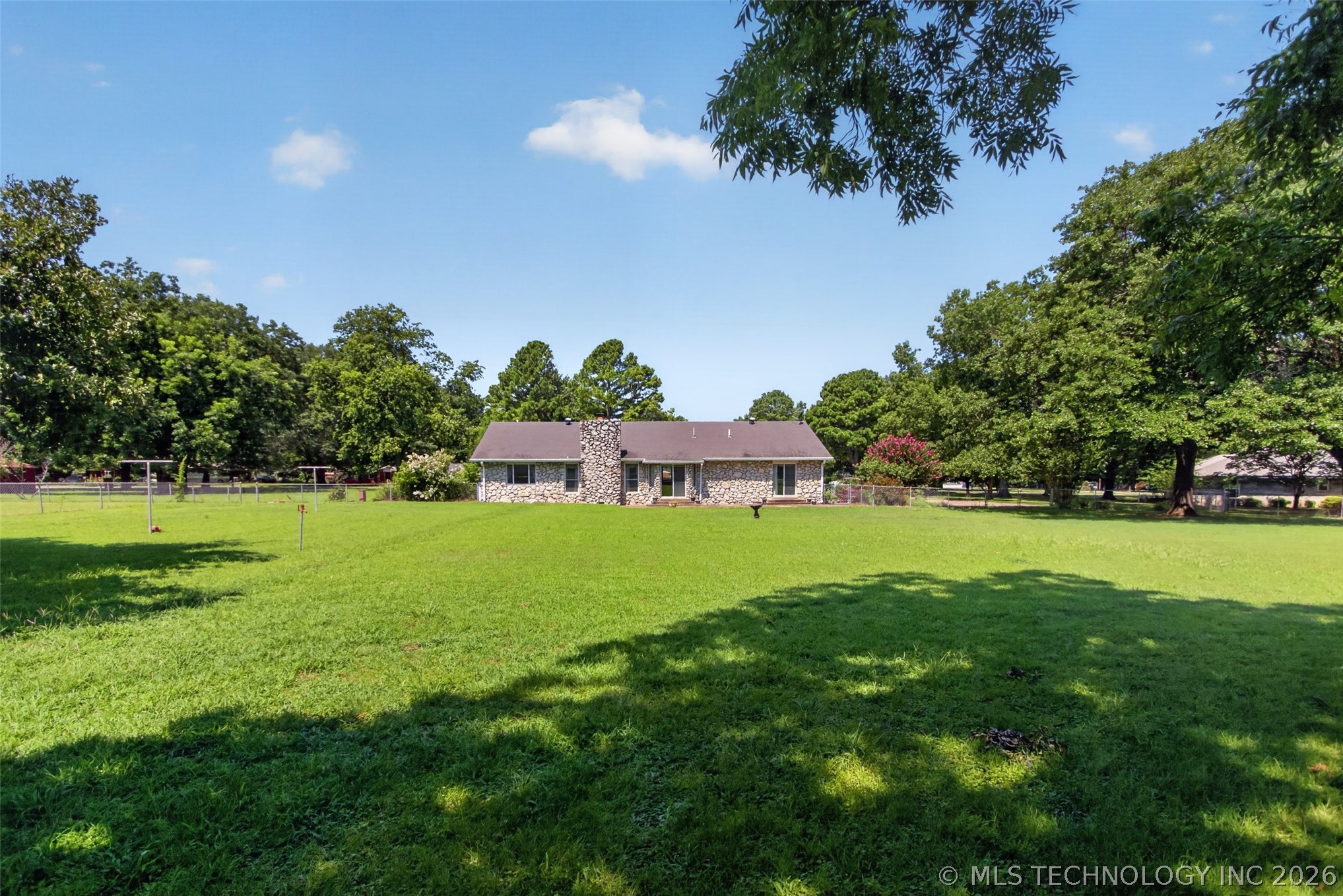 1102 N Delaware Street Chouteau OK 74337