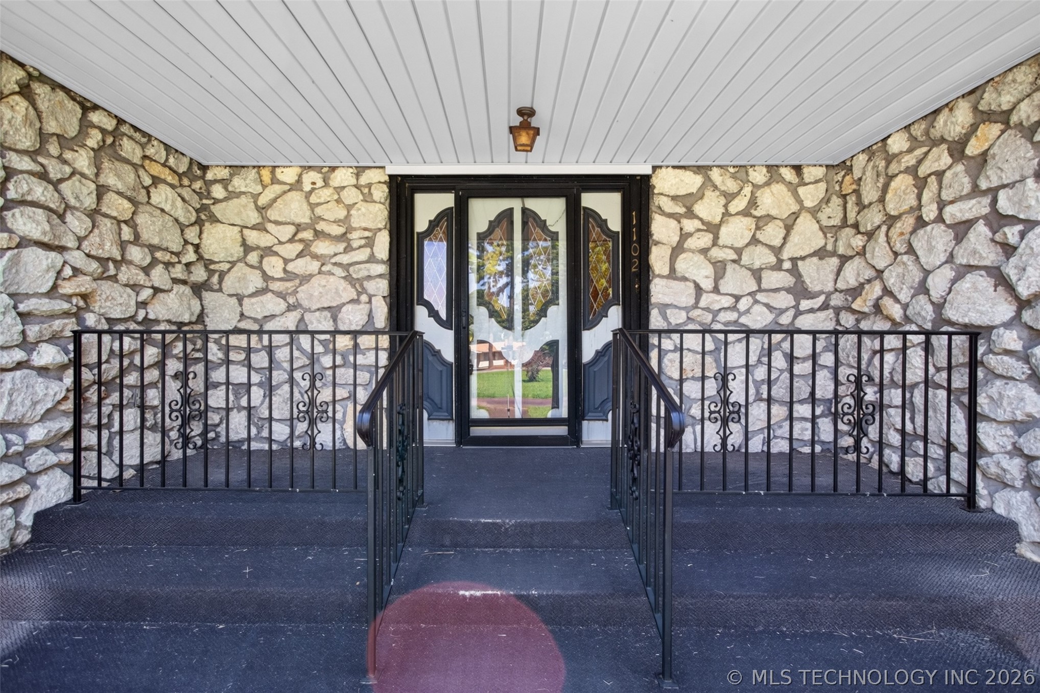 1102 N Delaware Street Chouteau OK 74337