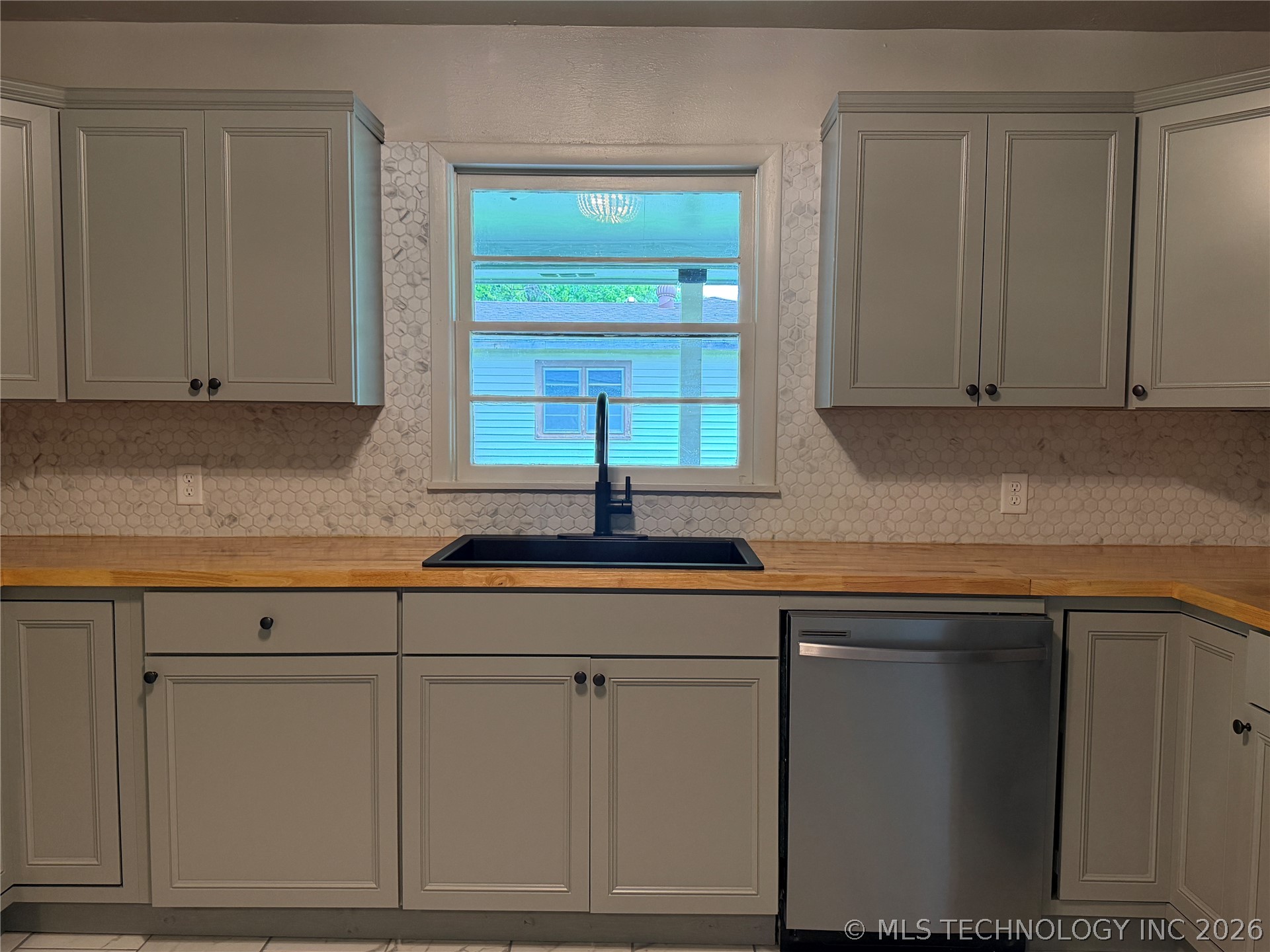 705 W Caddo Wilburton OK 74578
