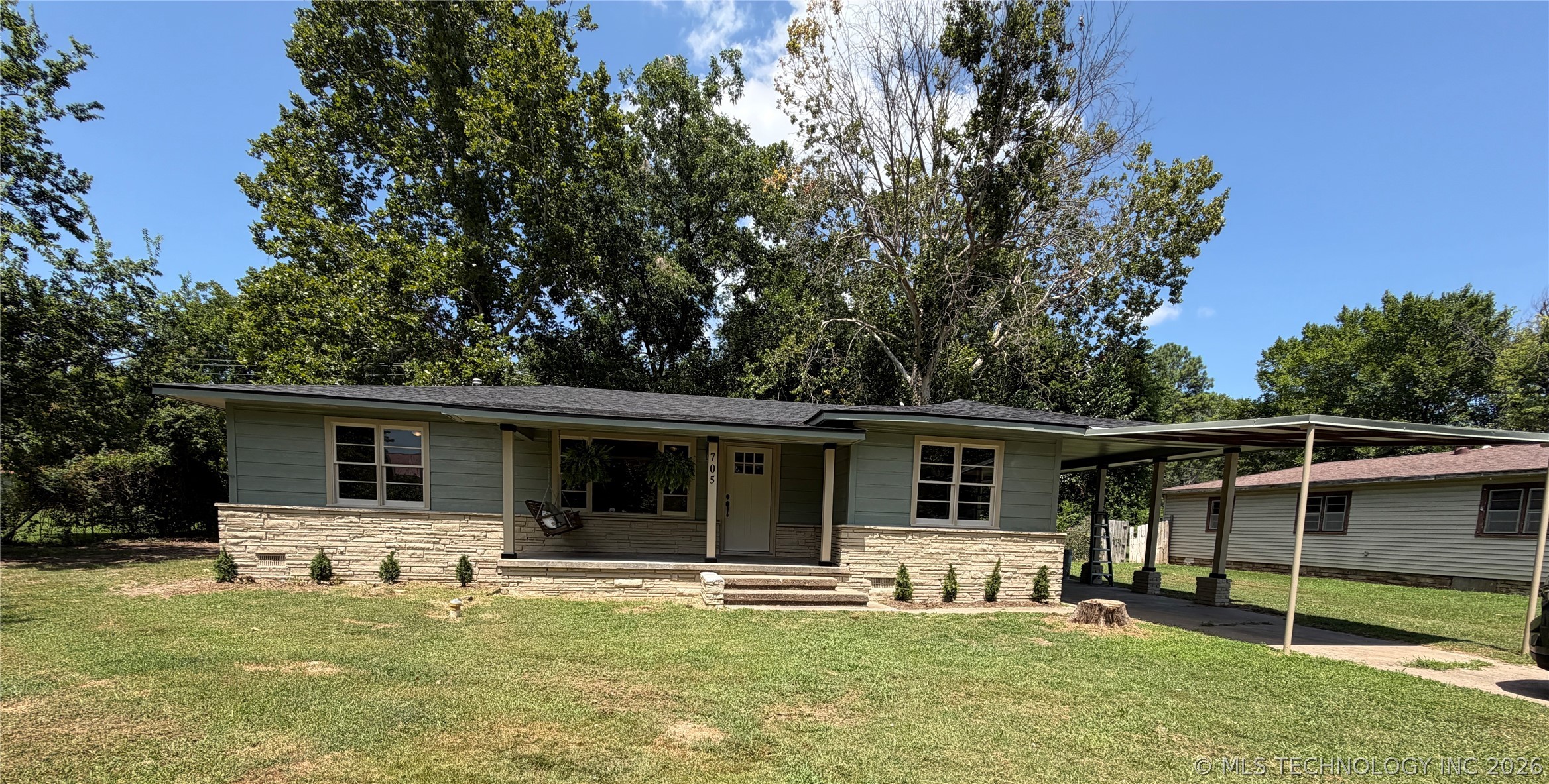 705 W Caddo Wilburton OK 74578