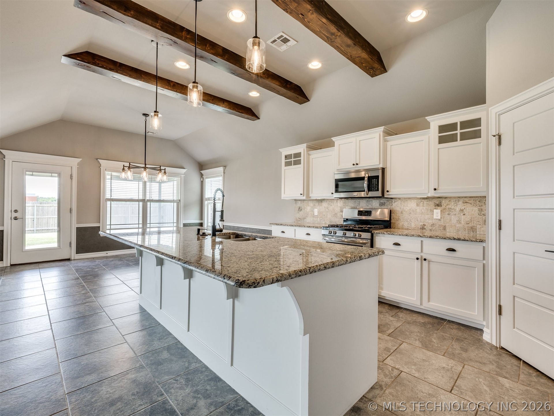 7025 E Oak Ridge Street Broken Arrow OK 74014