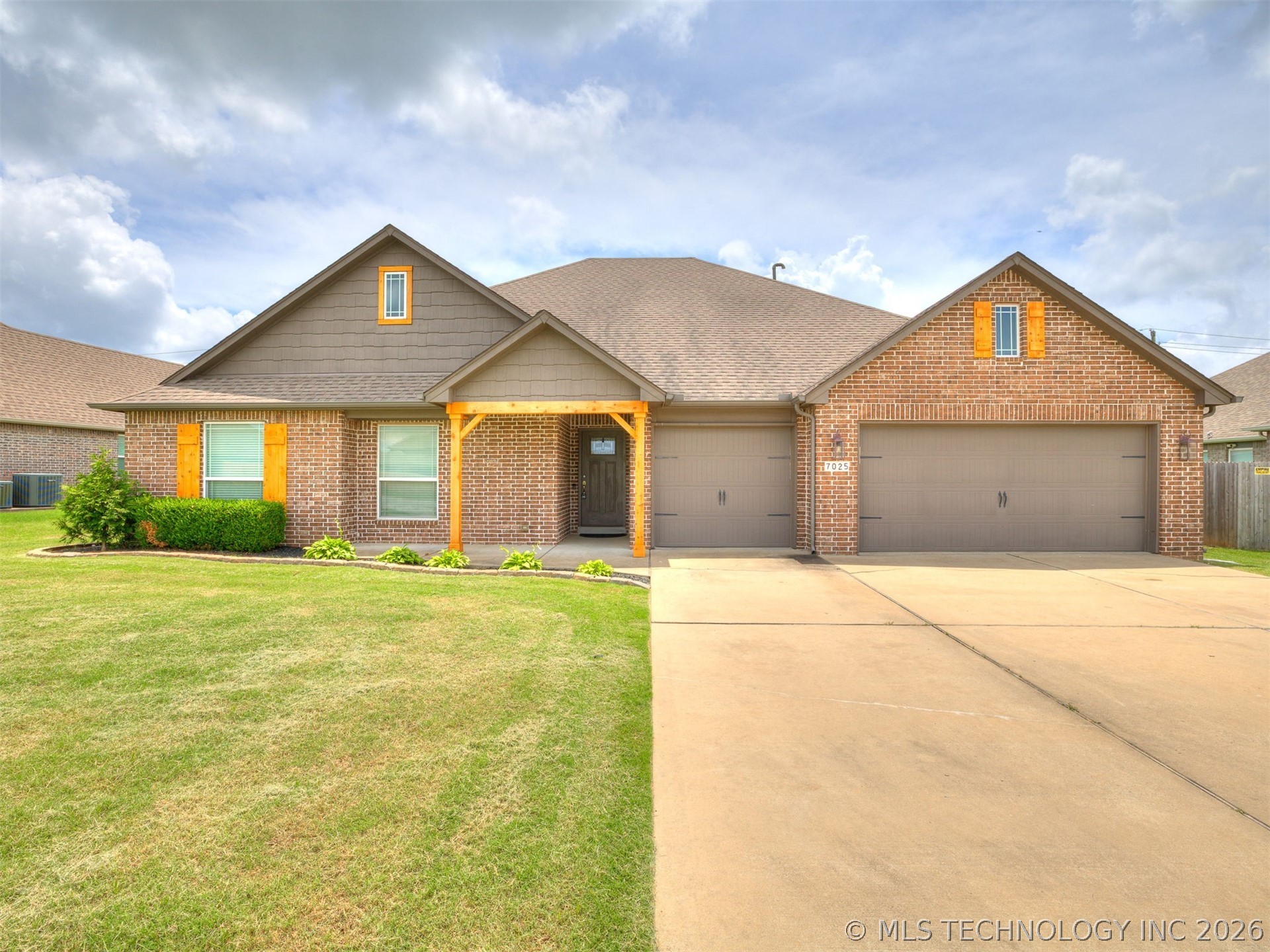7025 E Oak Ridge Street Broken Arrow OK 74014