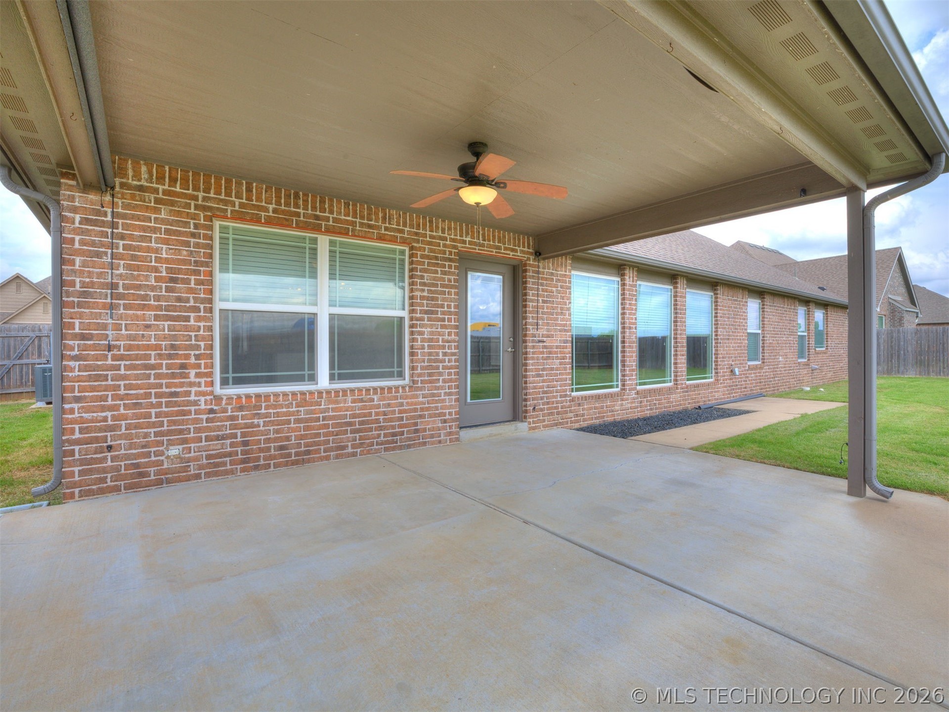 7025 E Oak Ridge Street Broken Arrow OK 74014