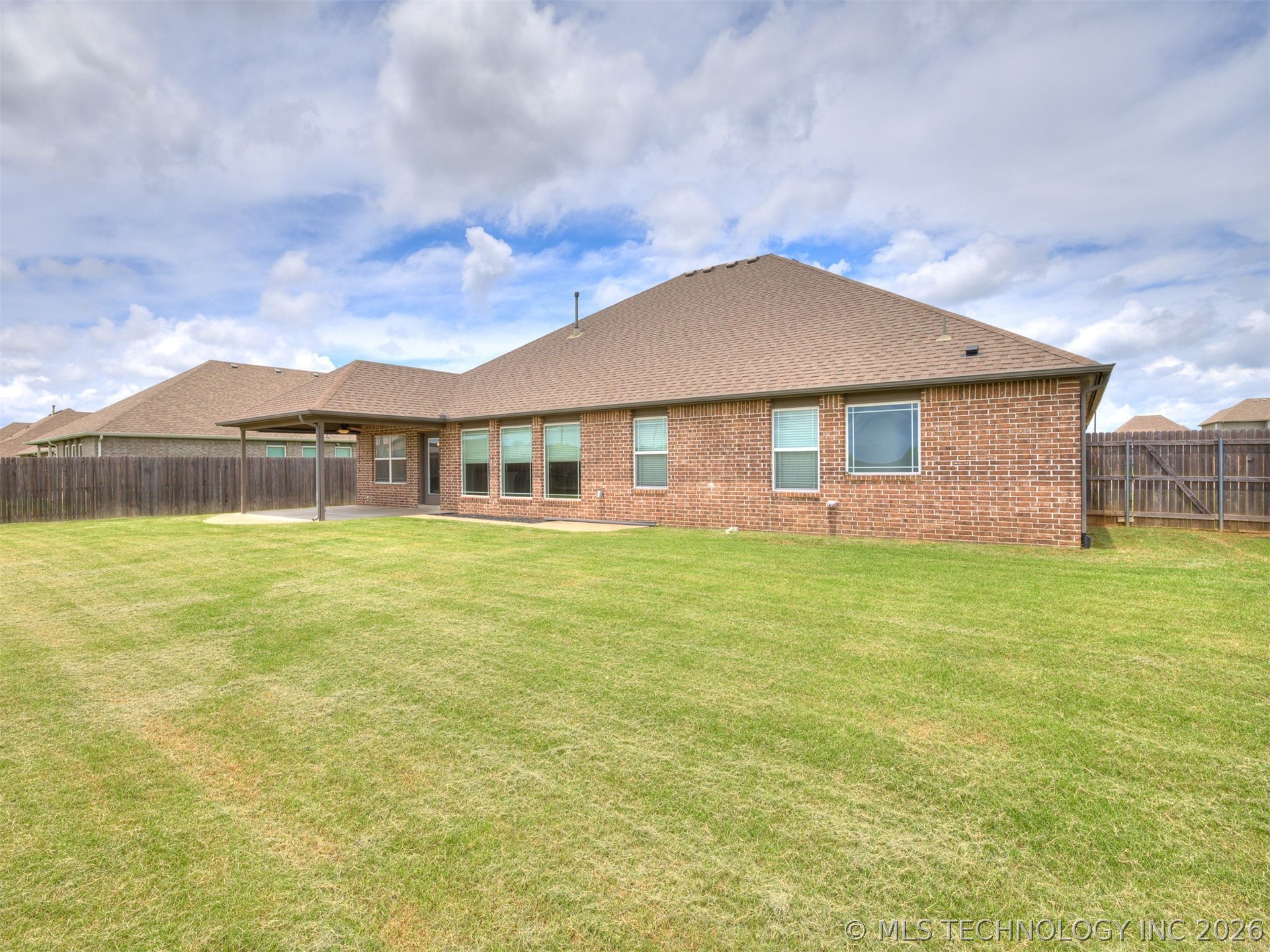 7025 E Oak Ridge Street Broken Arrow OK 74014