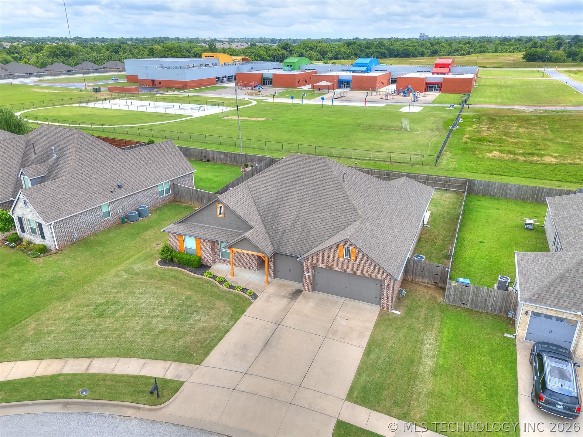 7025 E Oak Ridge Street Broken Arrow OK 74014