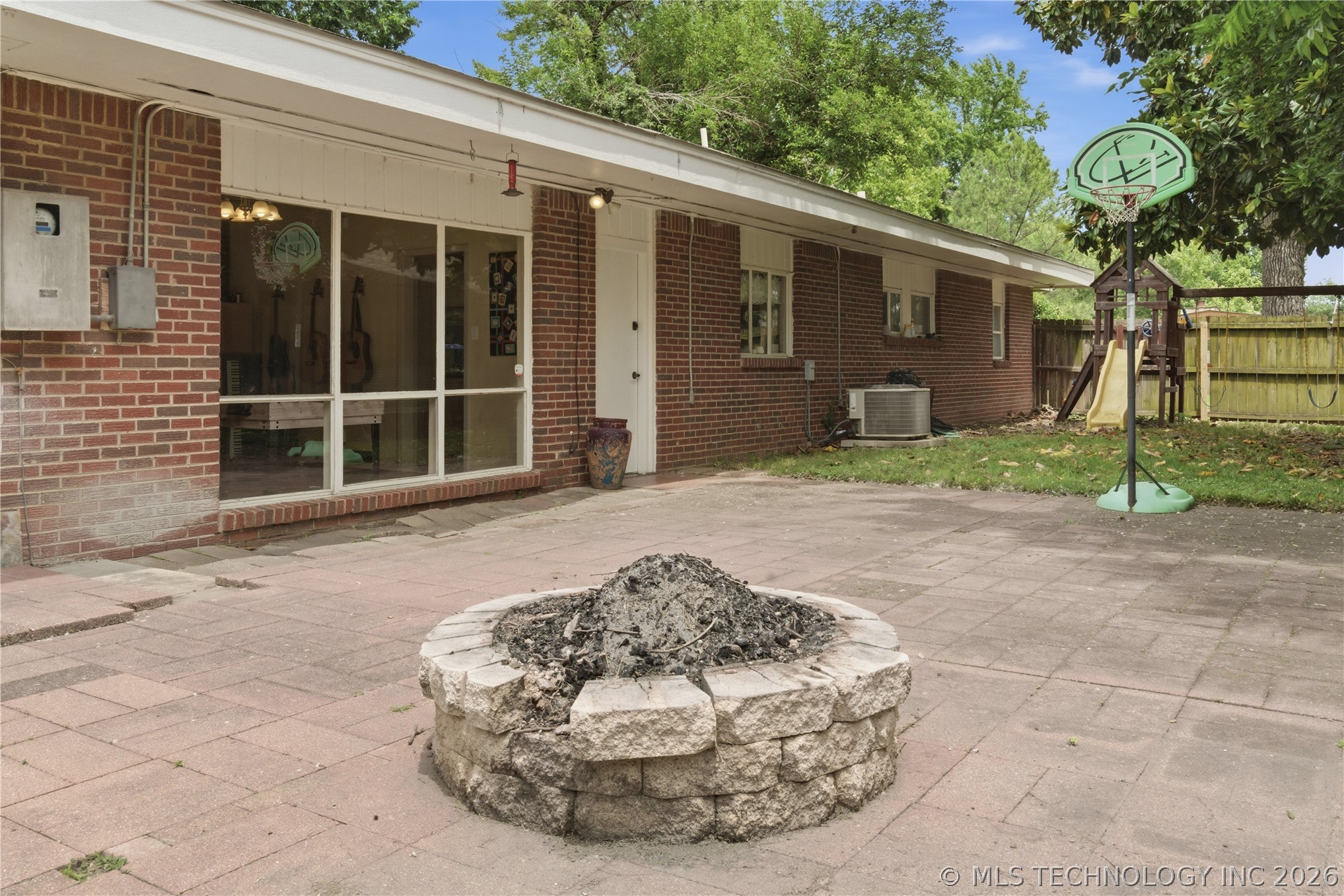 1708 E 60th Place Tulsa OK 74105