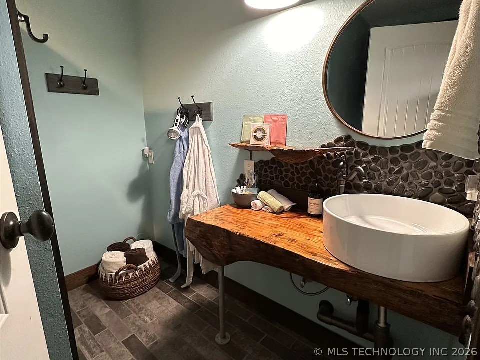 2388 SW 234th Road Tuskahoma OK 74574