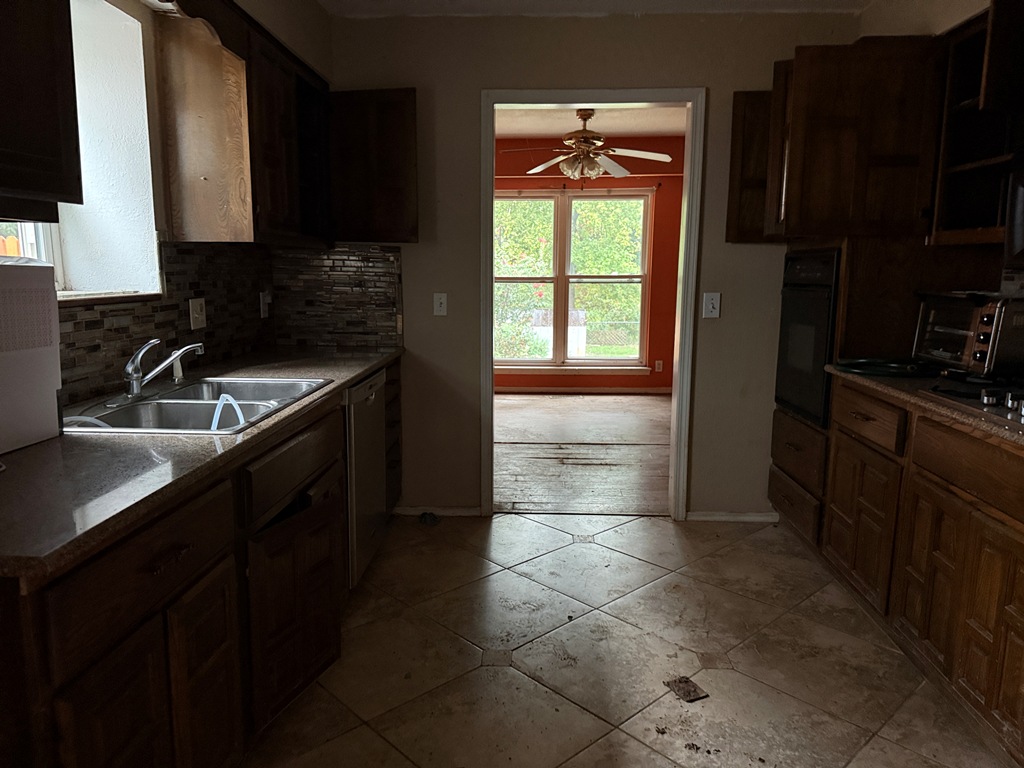 1416 S Oak Avenue Broken Arrow OK 74012