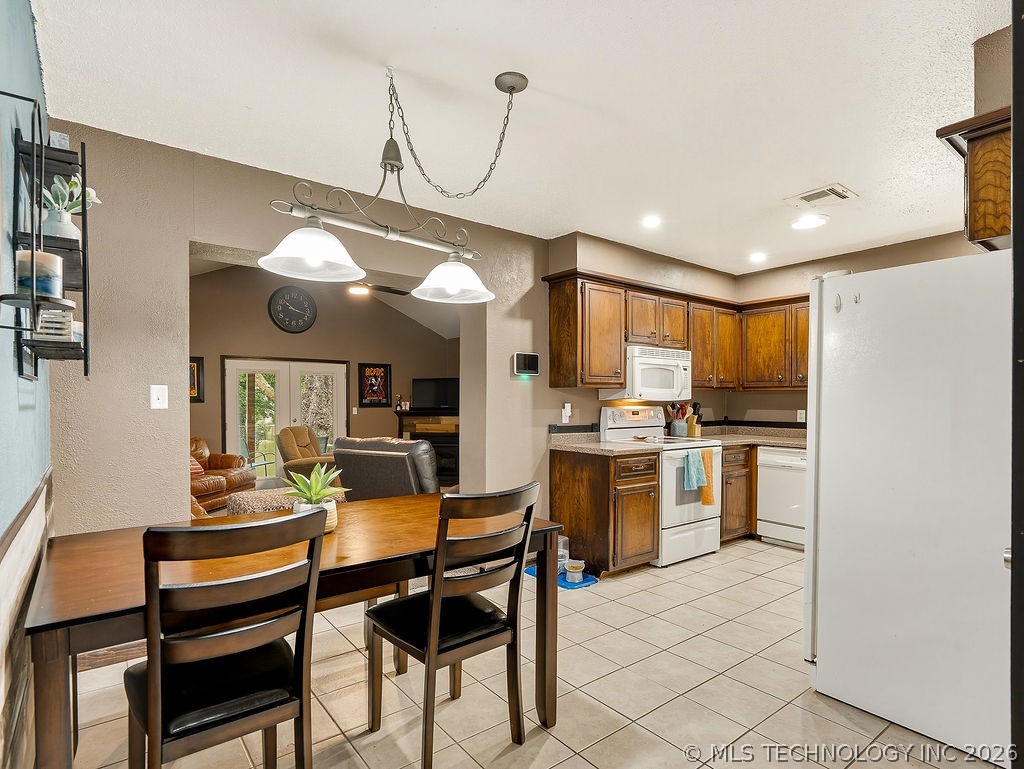 923 W 23rd Ada OK 74820
