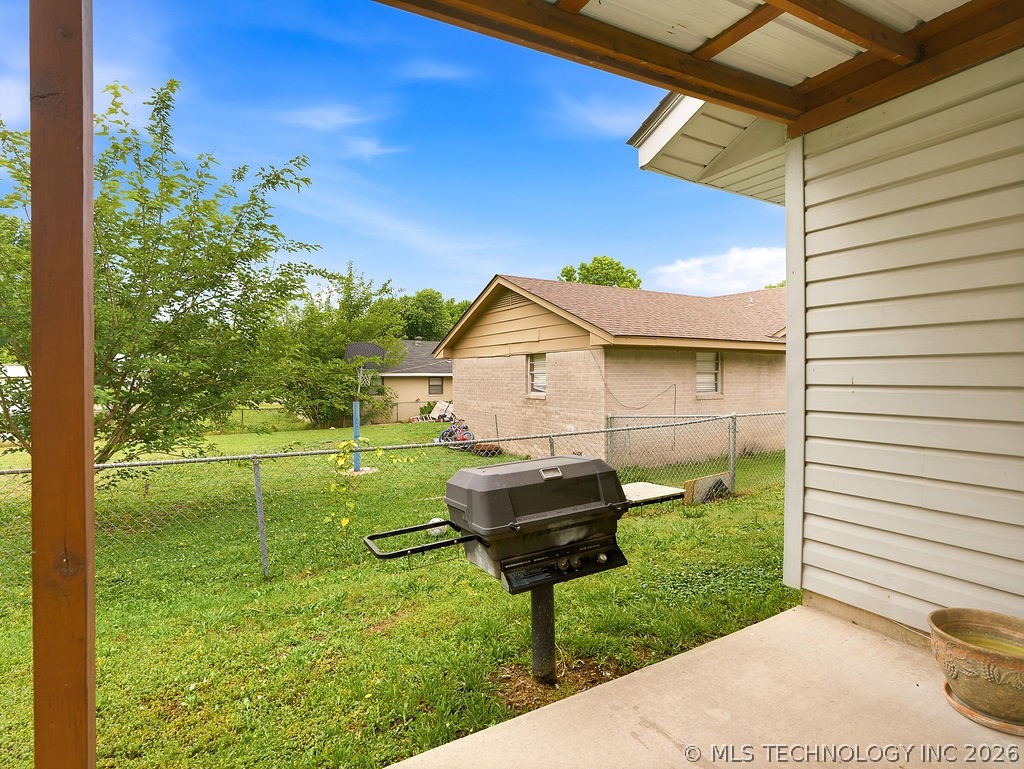923 W 23rd Ada OK 74820