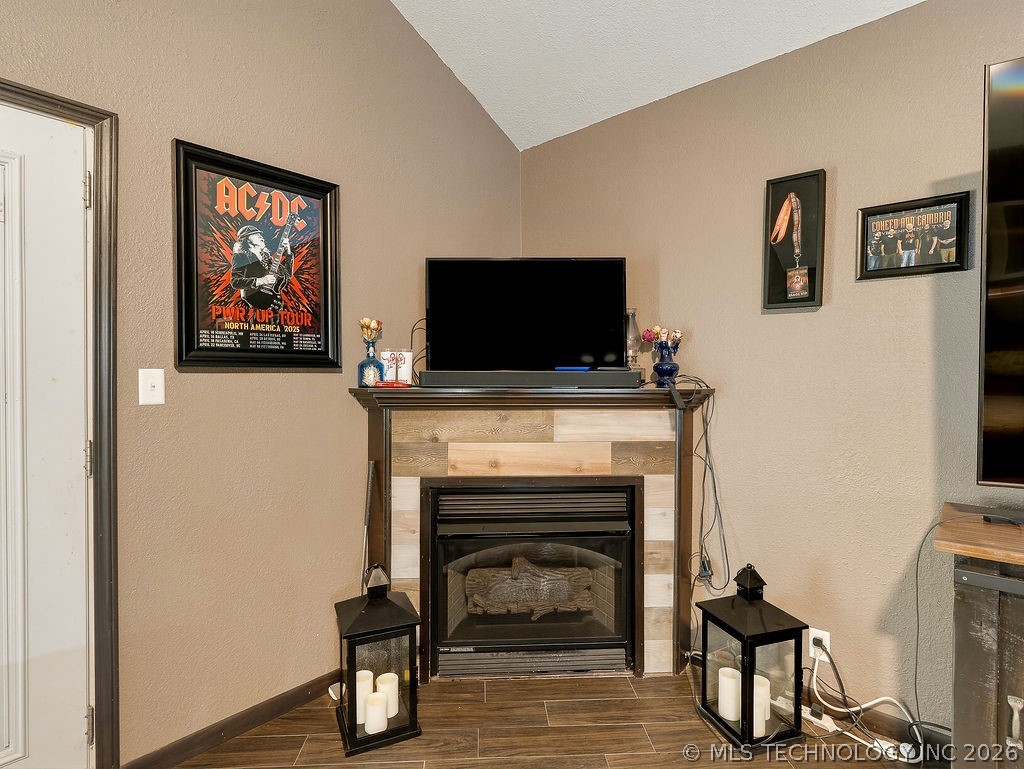 923 W 23rd Ada OK 74820