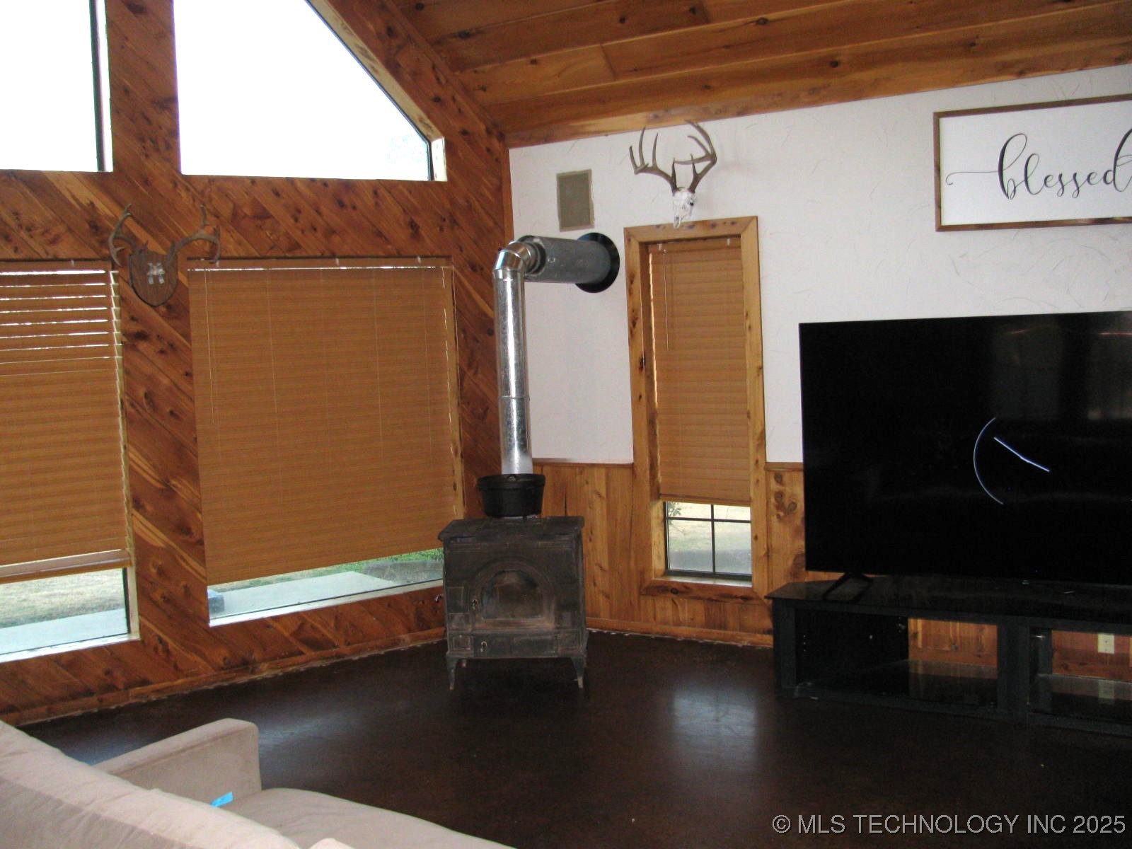 941 N 4420 Road Valliant OK 74764