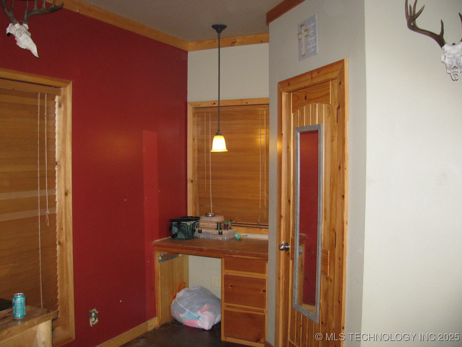 941 N 4420 Road Valliant OK 74764