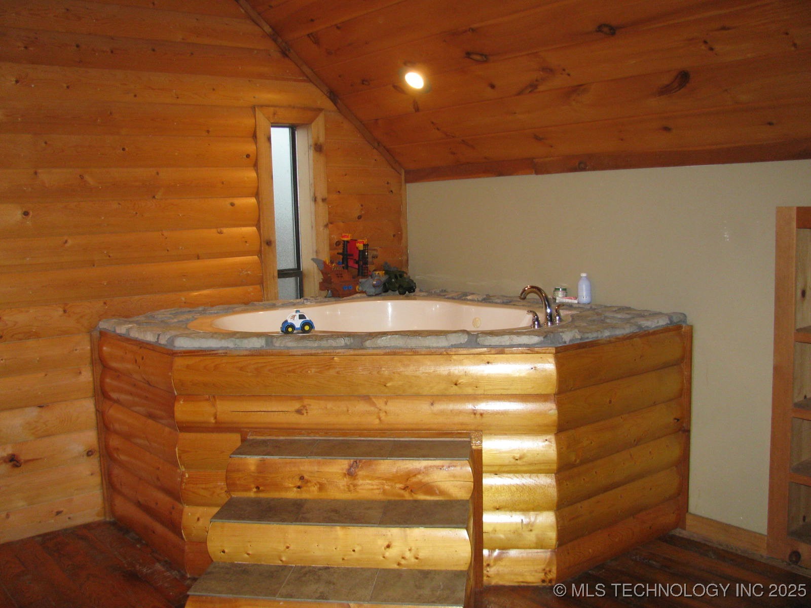 941 N 4420 Road Valliant OK 74764